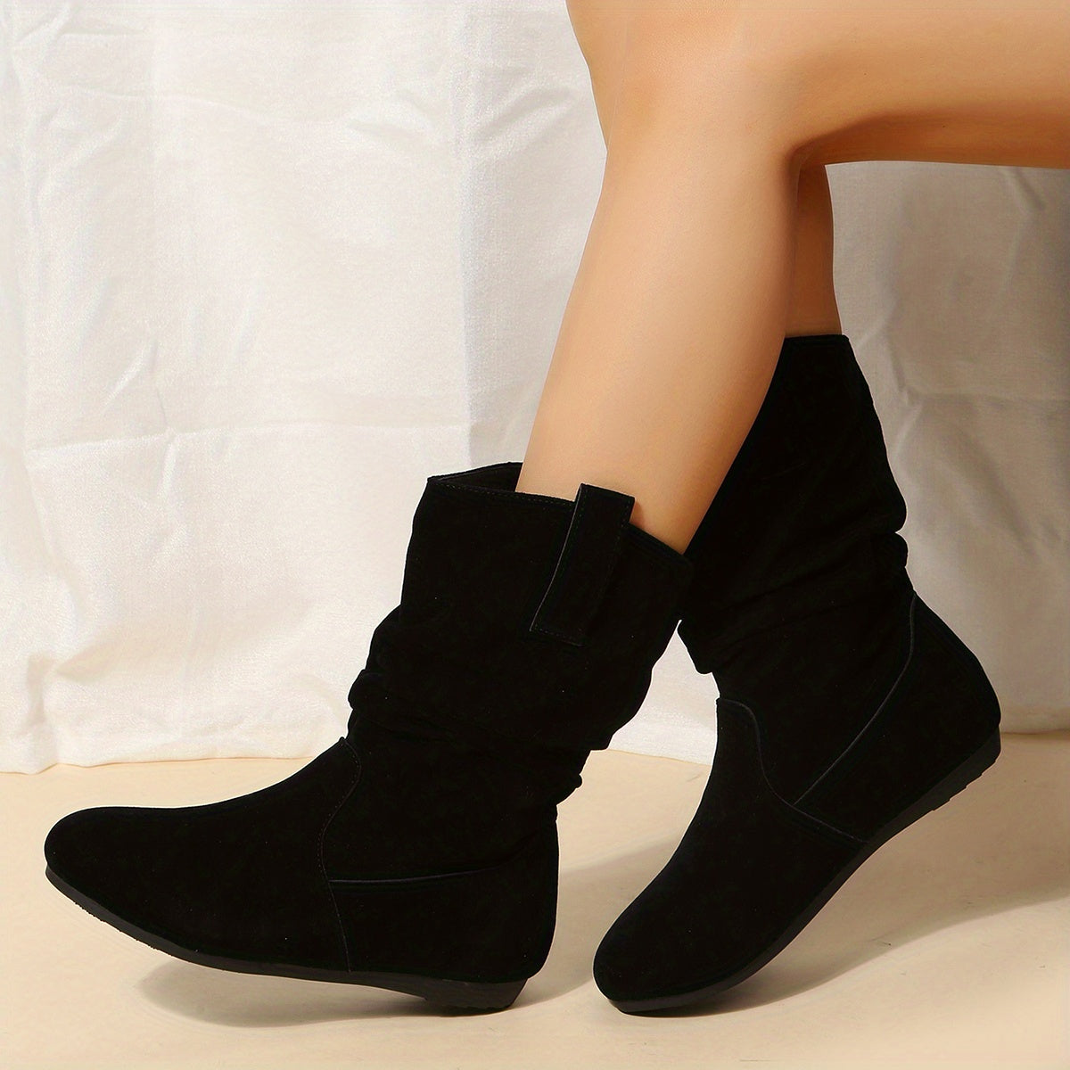 Eugenia - Warm and lined ankle boots in soft fabric