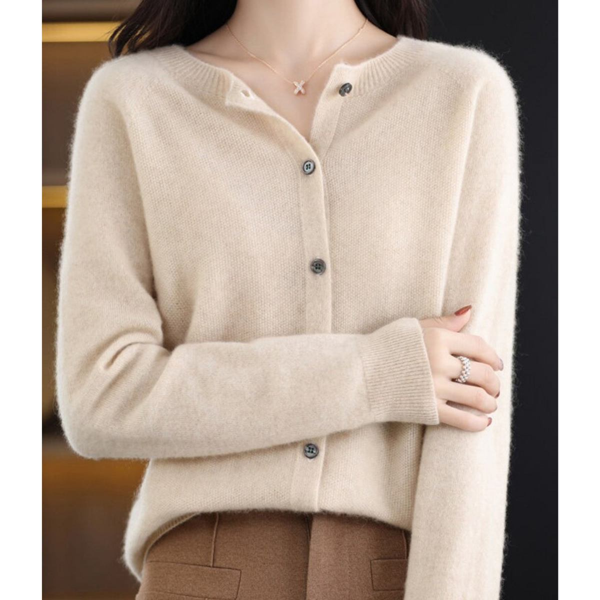 Women's Merino Wool and Cashmere Cardigan - Elegant O-Neck Winter Knit Layering Cardigan
