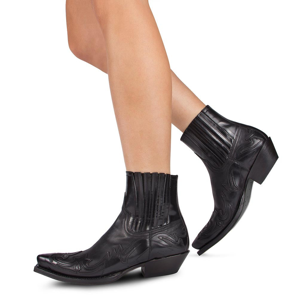 Urbana – Vintage Cowboy Boots for Women