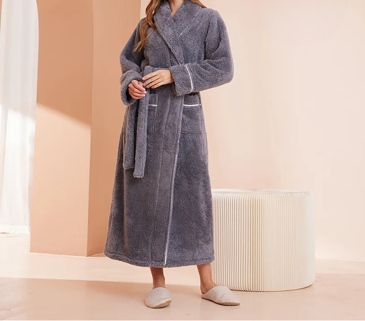 Women's Soft Flannel Bathrobe With Tie Belt – A Warm Bathrobe For Winter, Relaxation, And Cozy Days At Home
