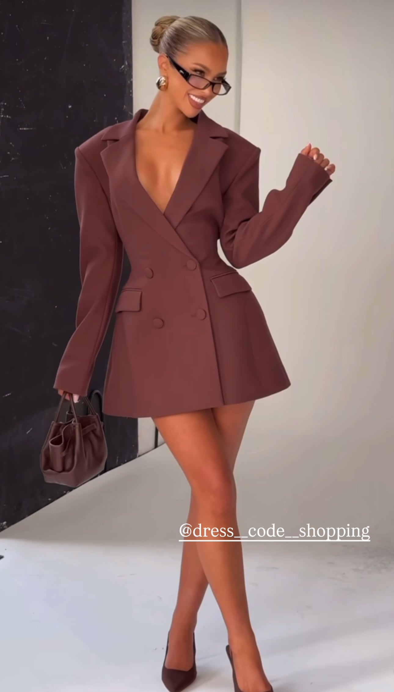 Viveca – Elegant and Modern Blazer Dress for Women