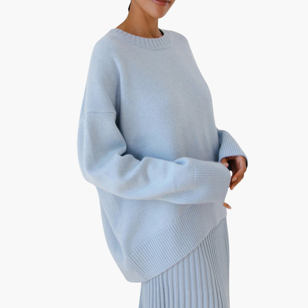 Katiah - Women's Oversized Sweater in Modern Style