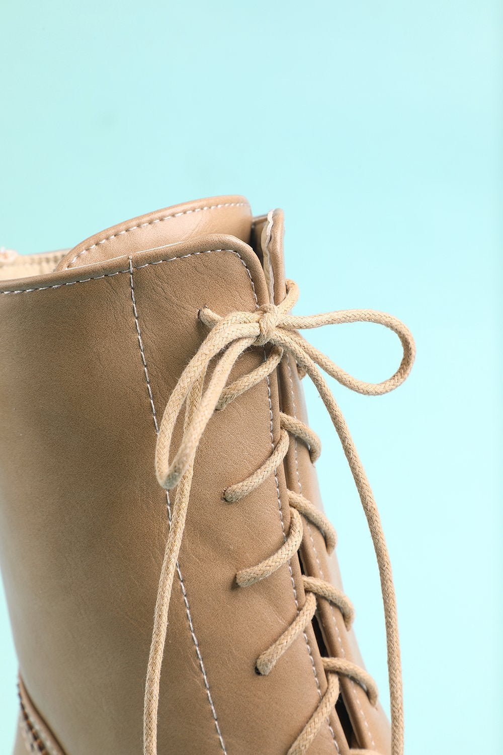 Hannah - Women's Boots with a Classic and Refined Look