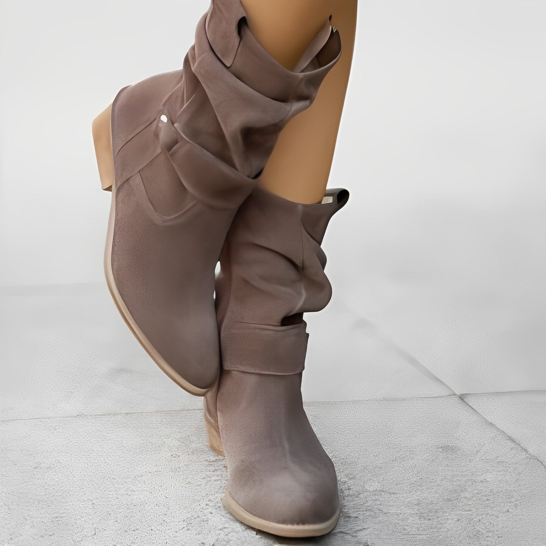 Fiorina - Elegant Round Toe Ankle Boots for Women