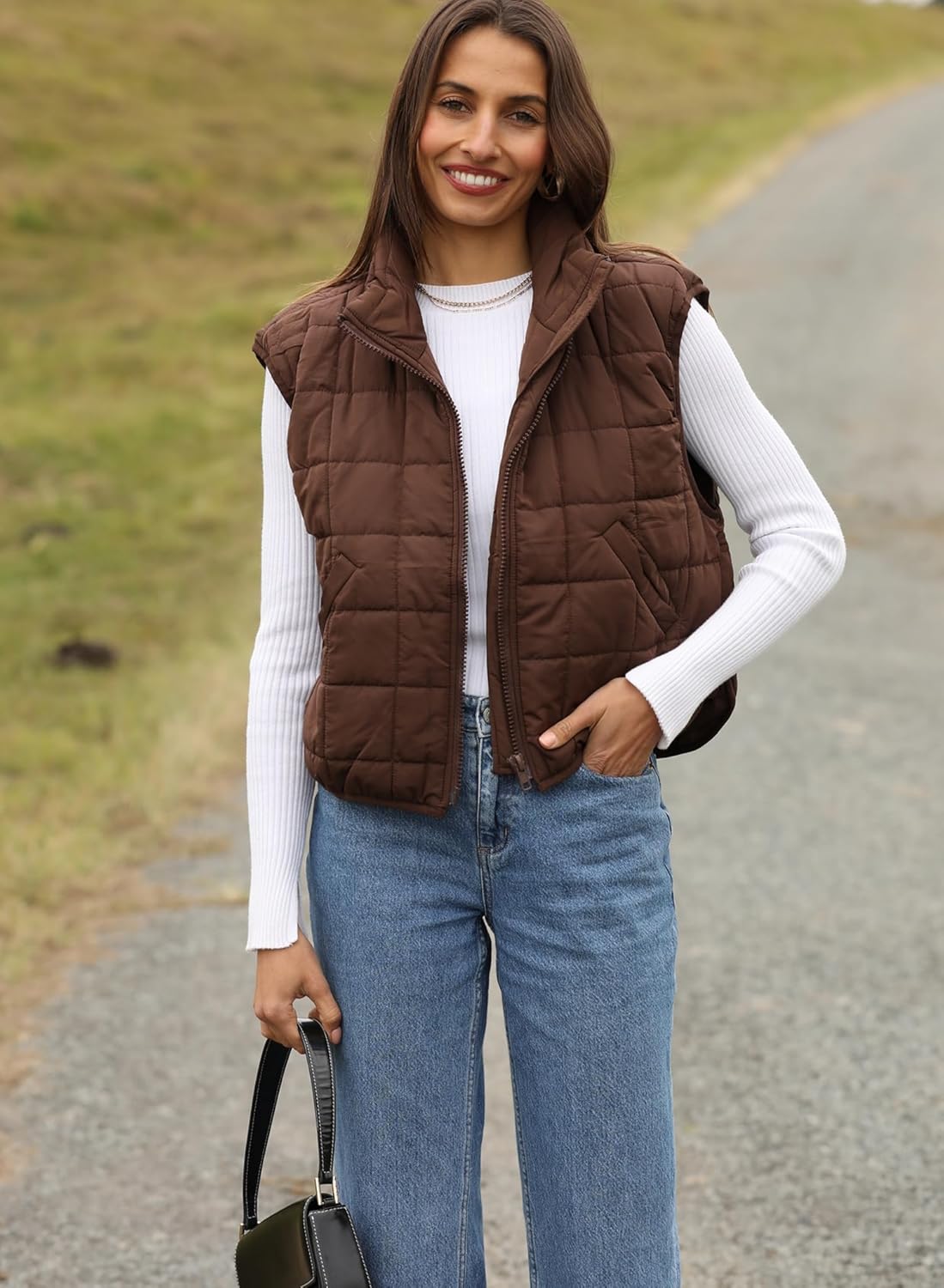 Pulentia – Women's Padded Gilet with Elegant Zip