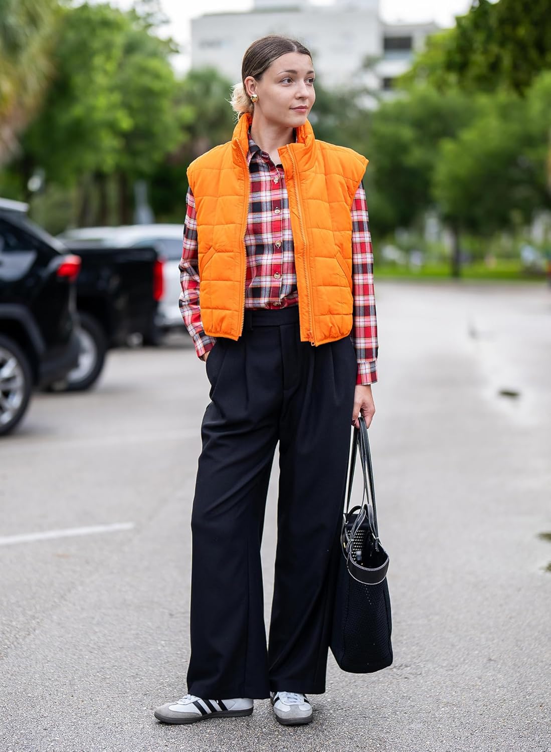 Pulentia – Women's Padded Gilet with Elegant Zip