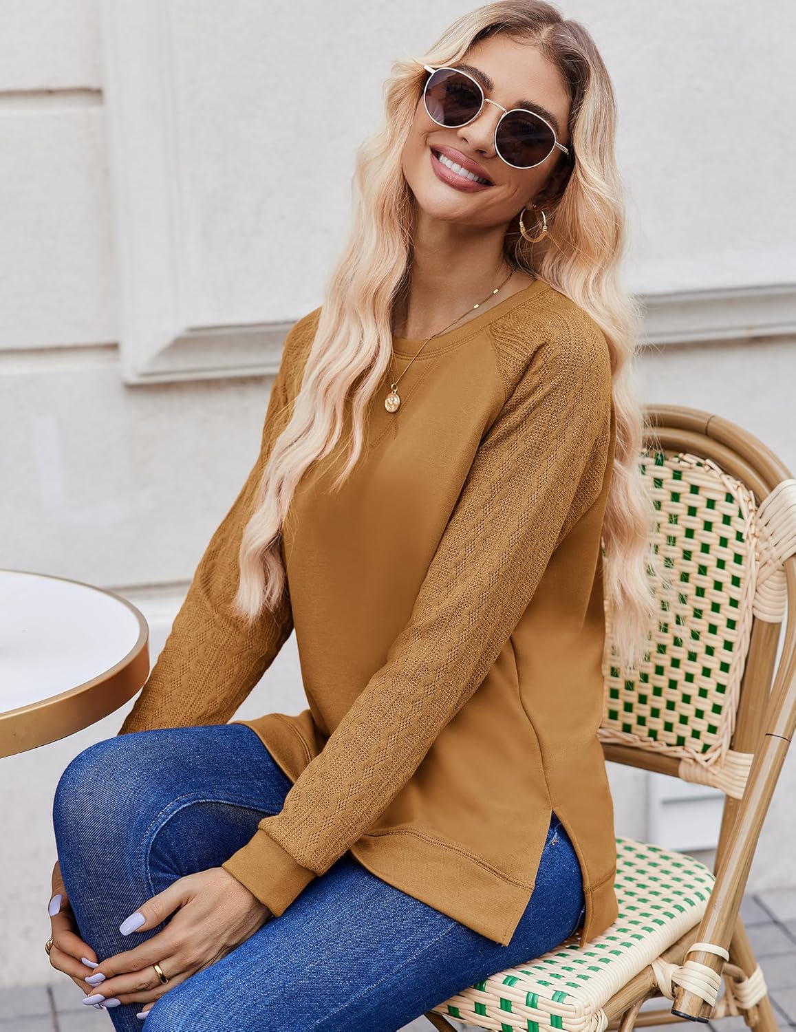 Pellegrina – Lightweight Women's Sweatshirt with Crafted Sleeves