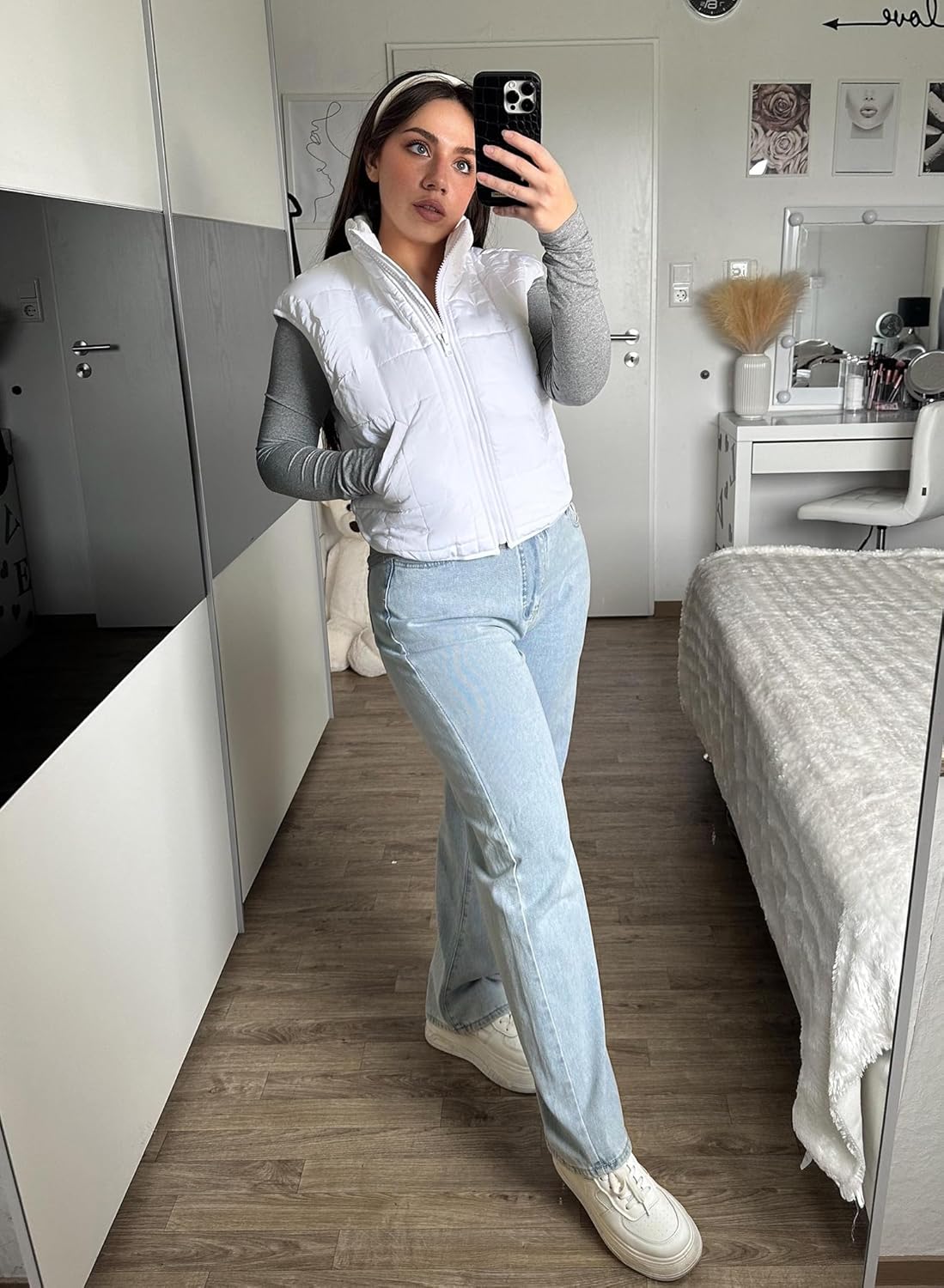 Pulentia – Women's Padded Gilet with Elegant Zip