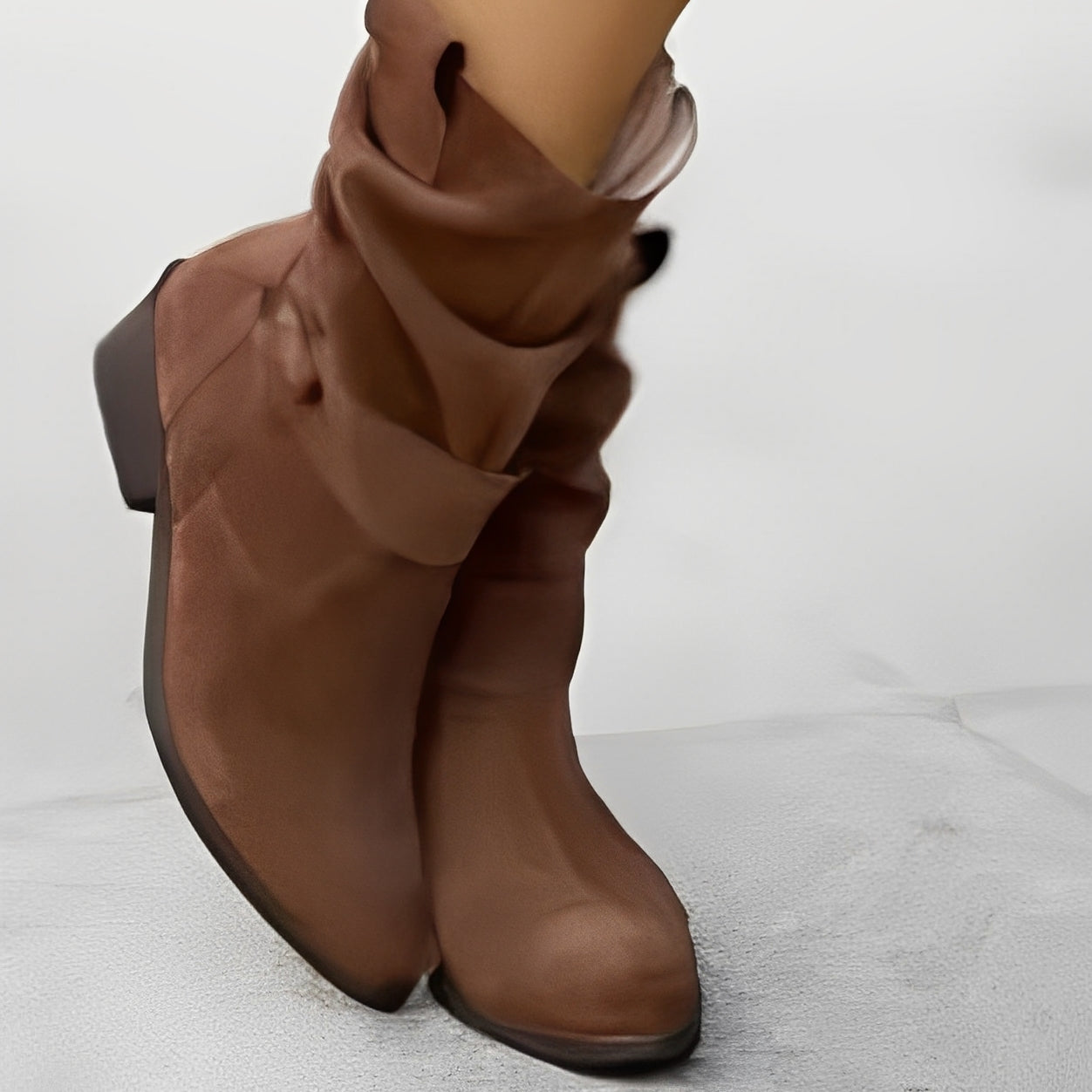 Fiorina - Elegant Round Toe Ankle Boots for Women