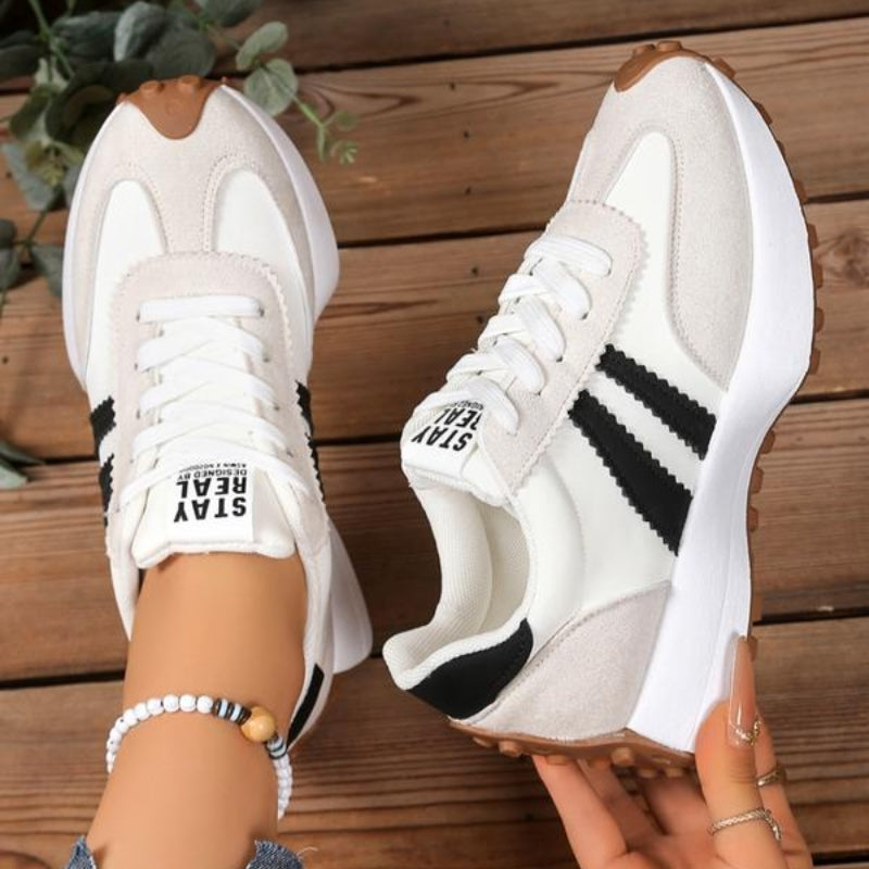 Women's Suede Platform Sneakers - Retro-inspired Running Trainers For Stylish Everyday Wear