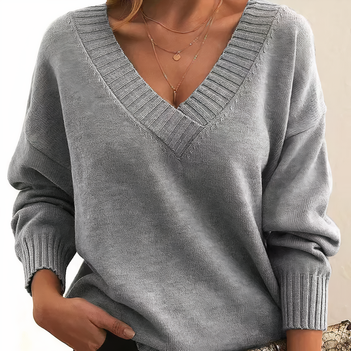 Women's Cashmere V-neck Sweater With A Relaxed Fit And Balloon Sleeves – Soft Knitwear For Fall, Winter, Everyday Wear, And Elegant Style