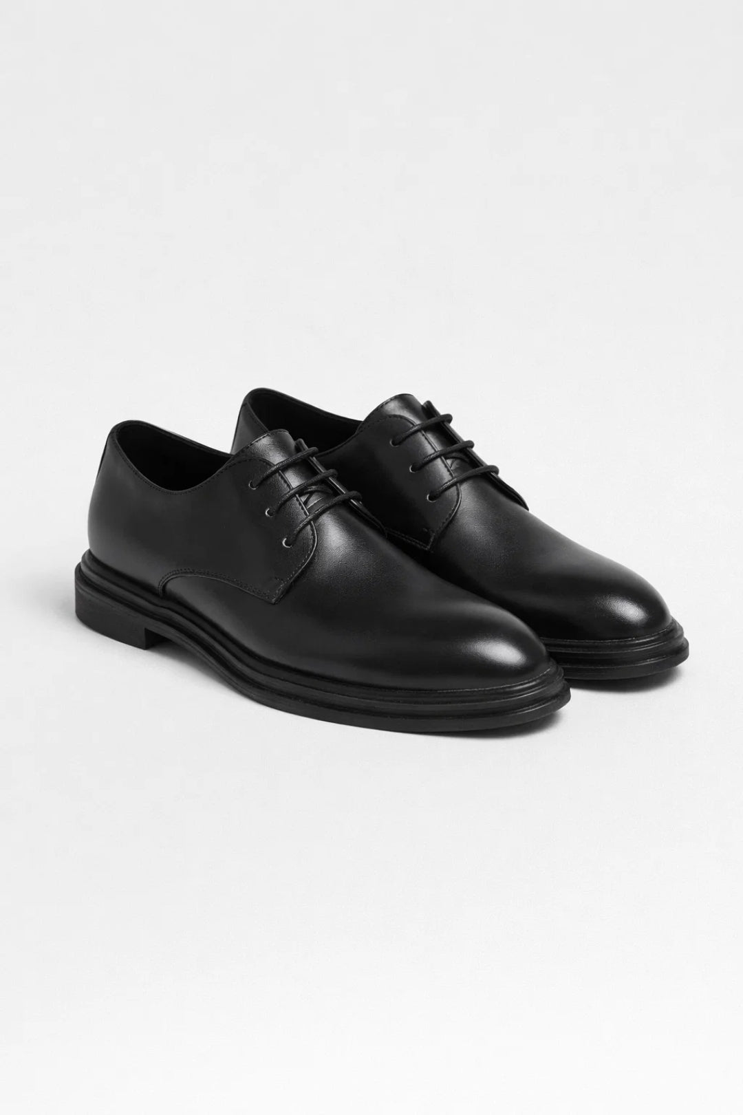 Men's Derby Shoes With A Round Toe And Layered Sole – Classic Shoes For The Office, Everyday Wear, And Smart Casual Style