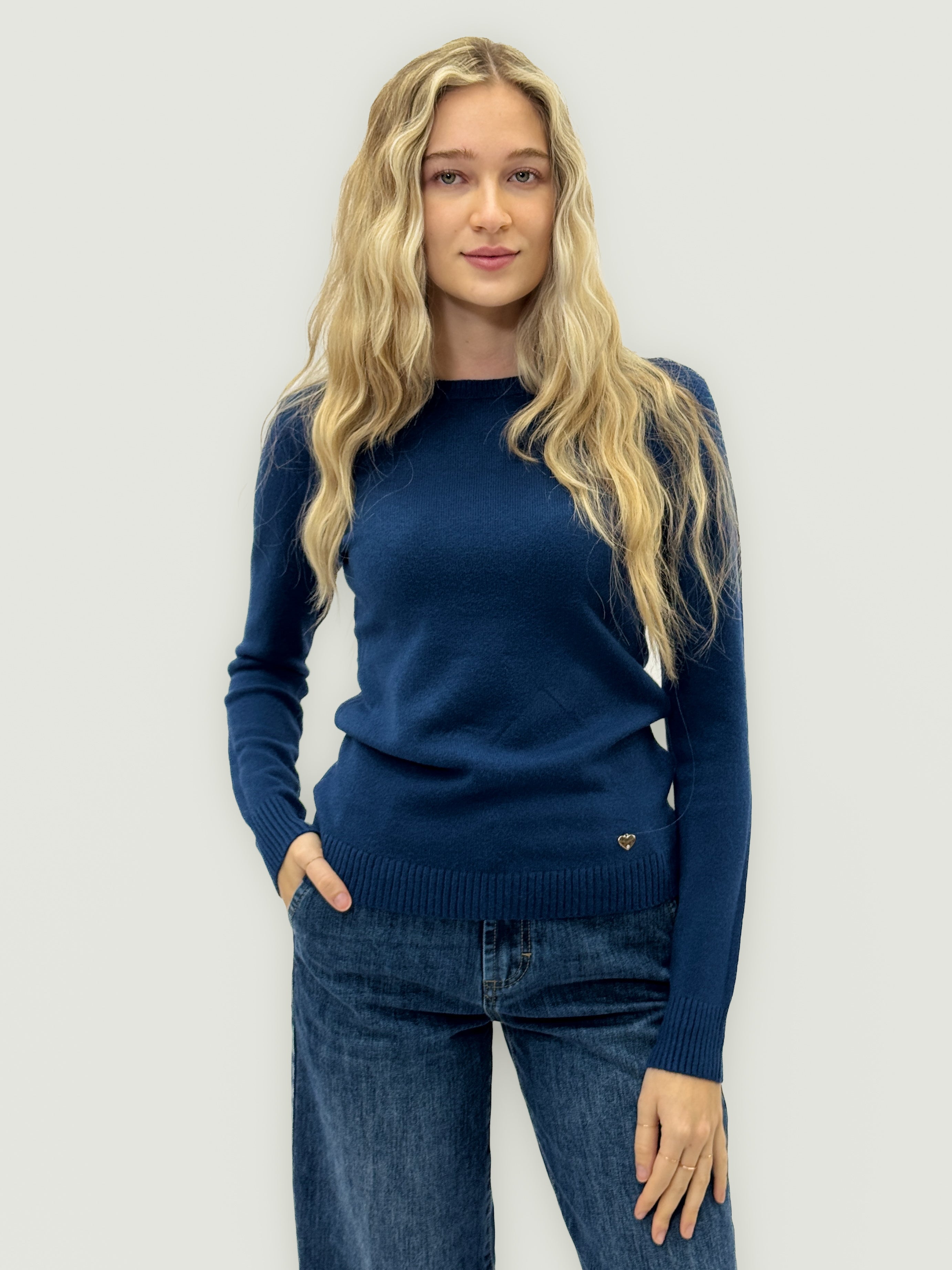 Klaudia - Women's Soft Basic Crew Neck Jumper
