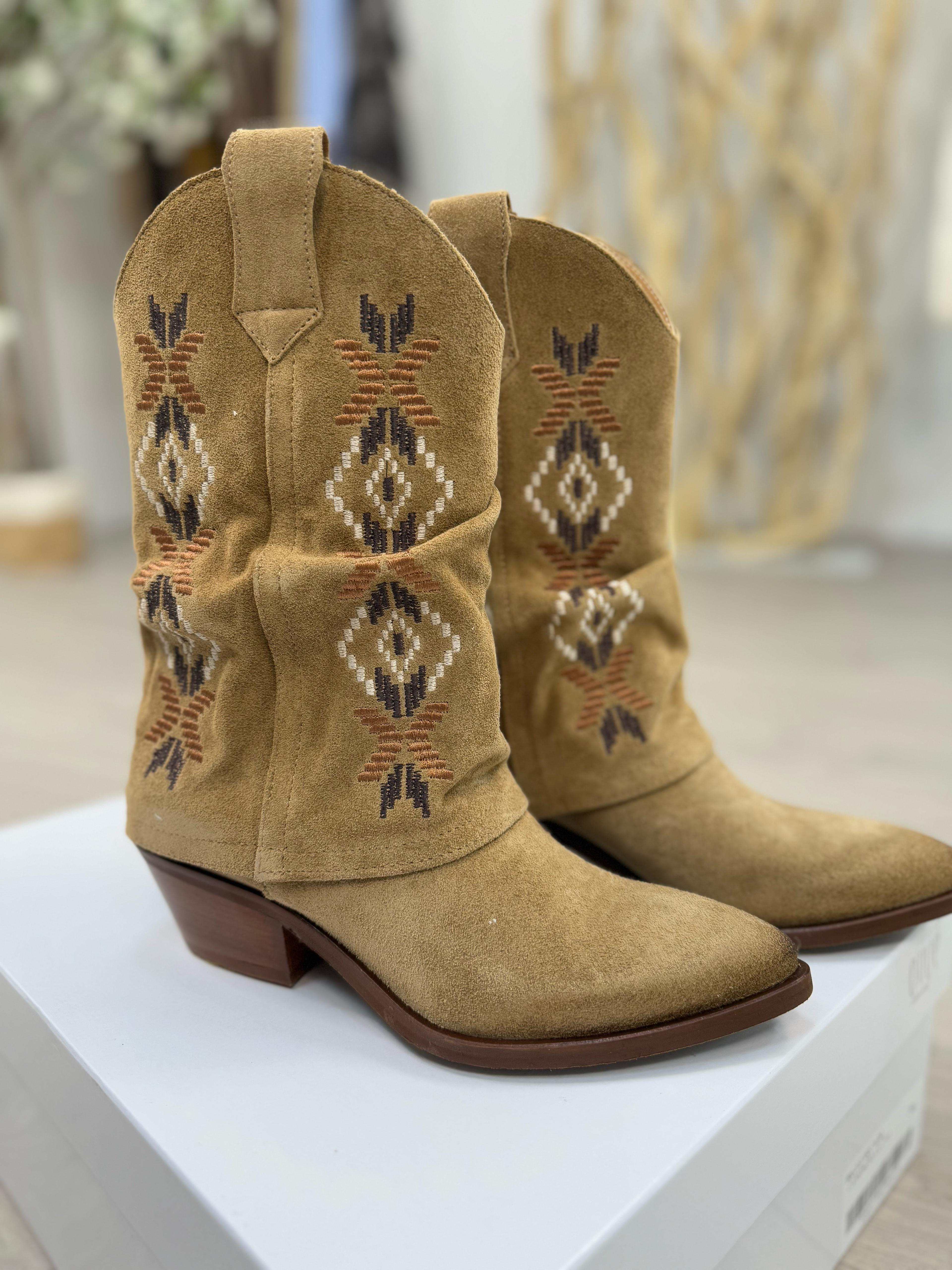 Giulina - Women's Cowboy Ankle Boots