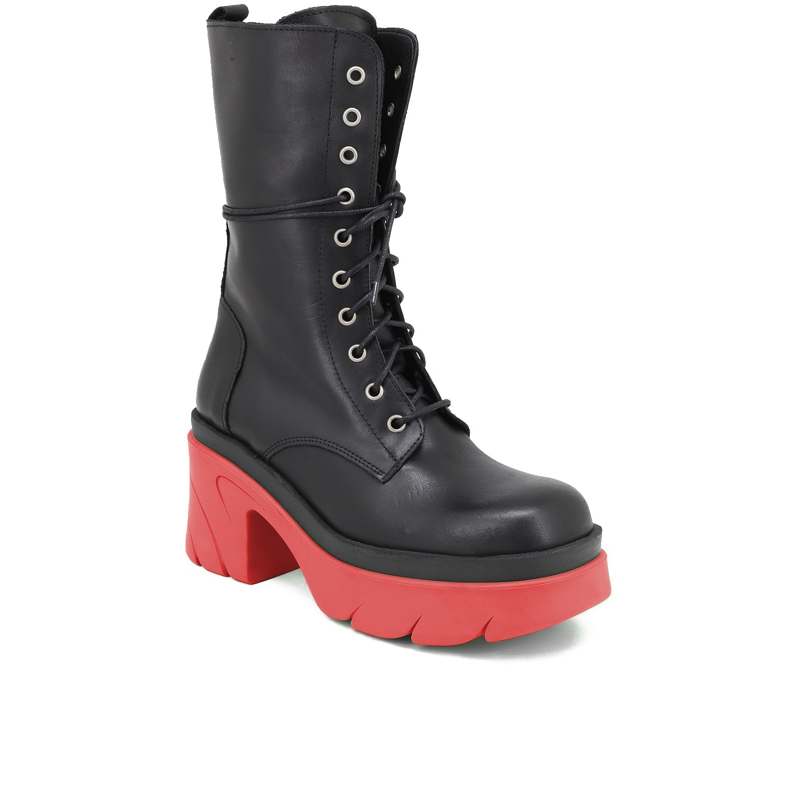 Luisa - Elegant Women's Boots with Modern Design