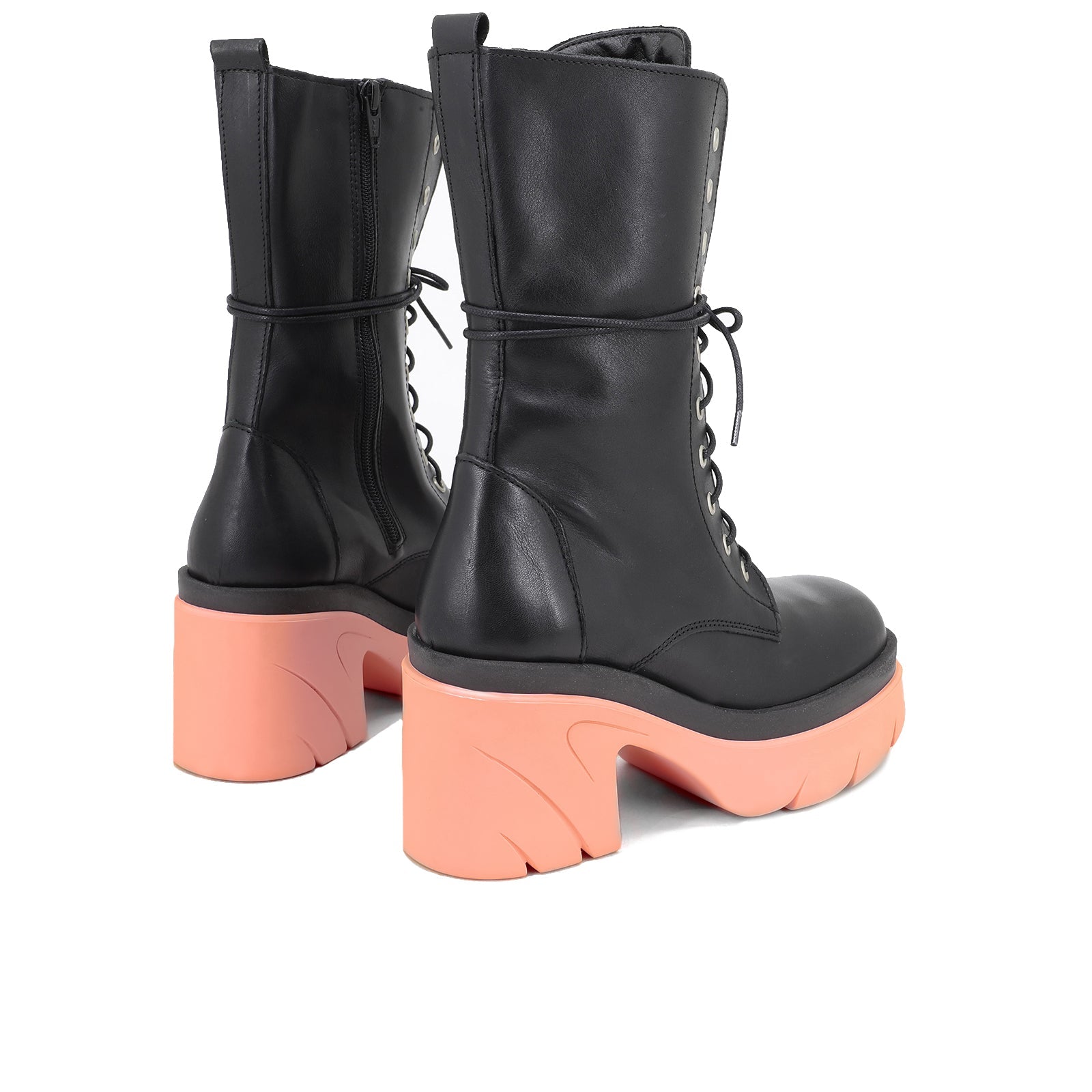 Luisa - Elegant Women's Boots with Modern Design