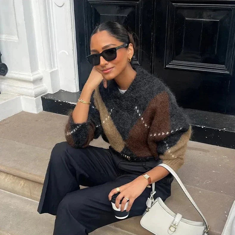 Tessa – Diamond Knit Sweater with Wide Fit