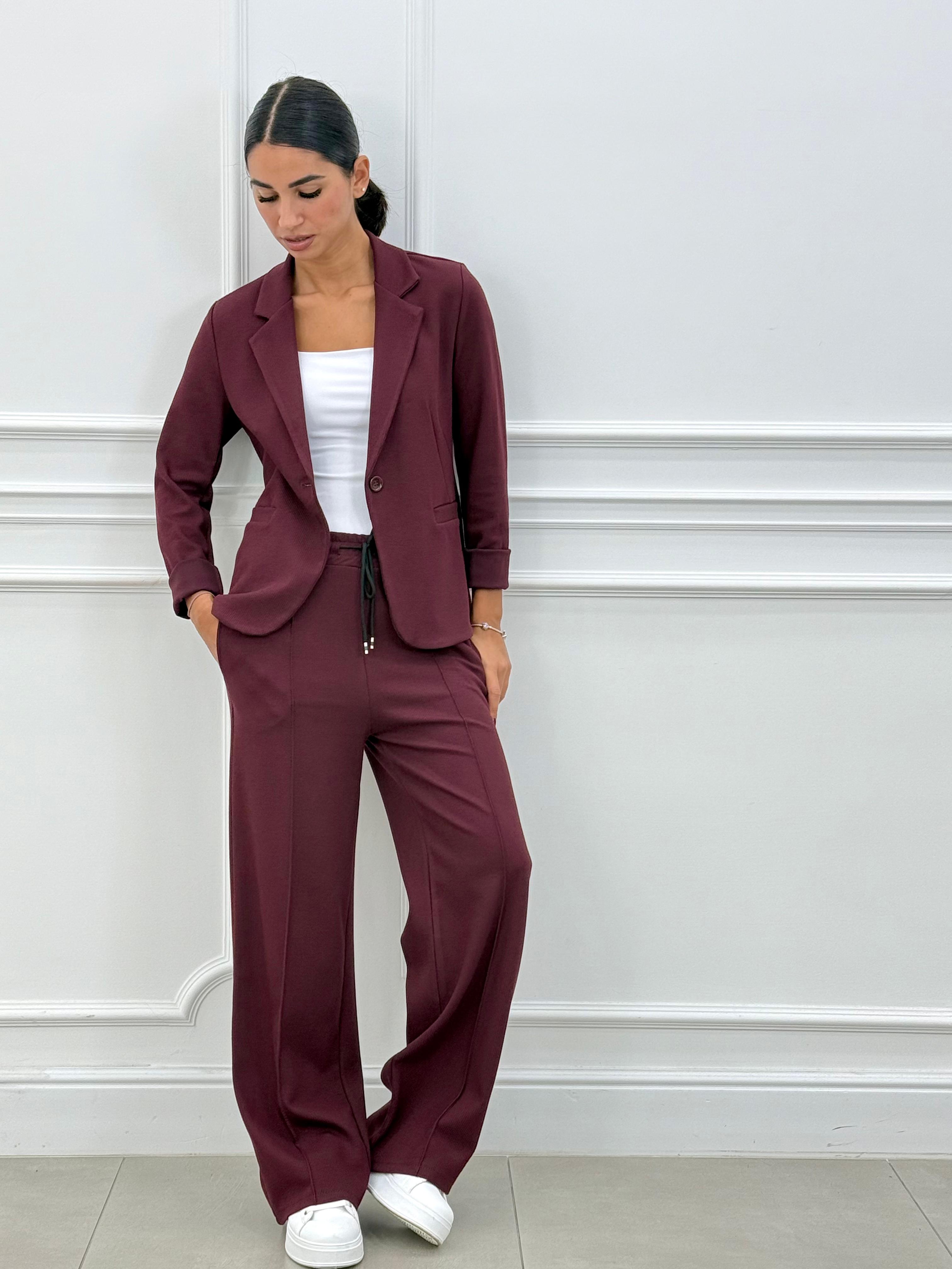 Neria - Coord-Set Ease