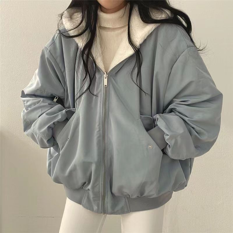 Women's Oversized Hooded Bomber Jacket – A Casual And Practical Winter Jacket For Everyday Wear And Chilly Days