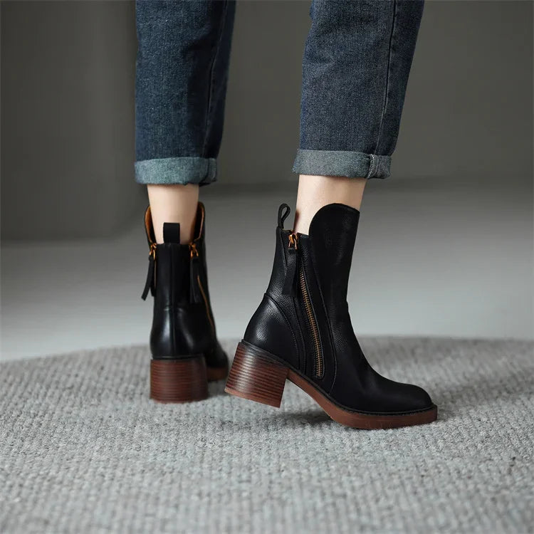 Aurora - Elegant Women's Boots in Modern Style