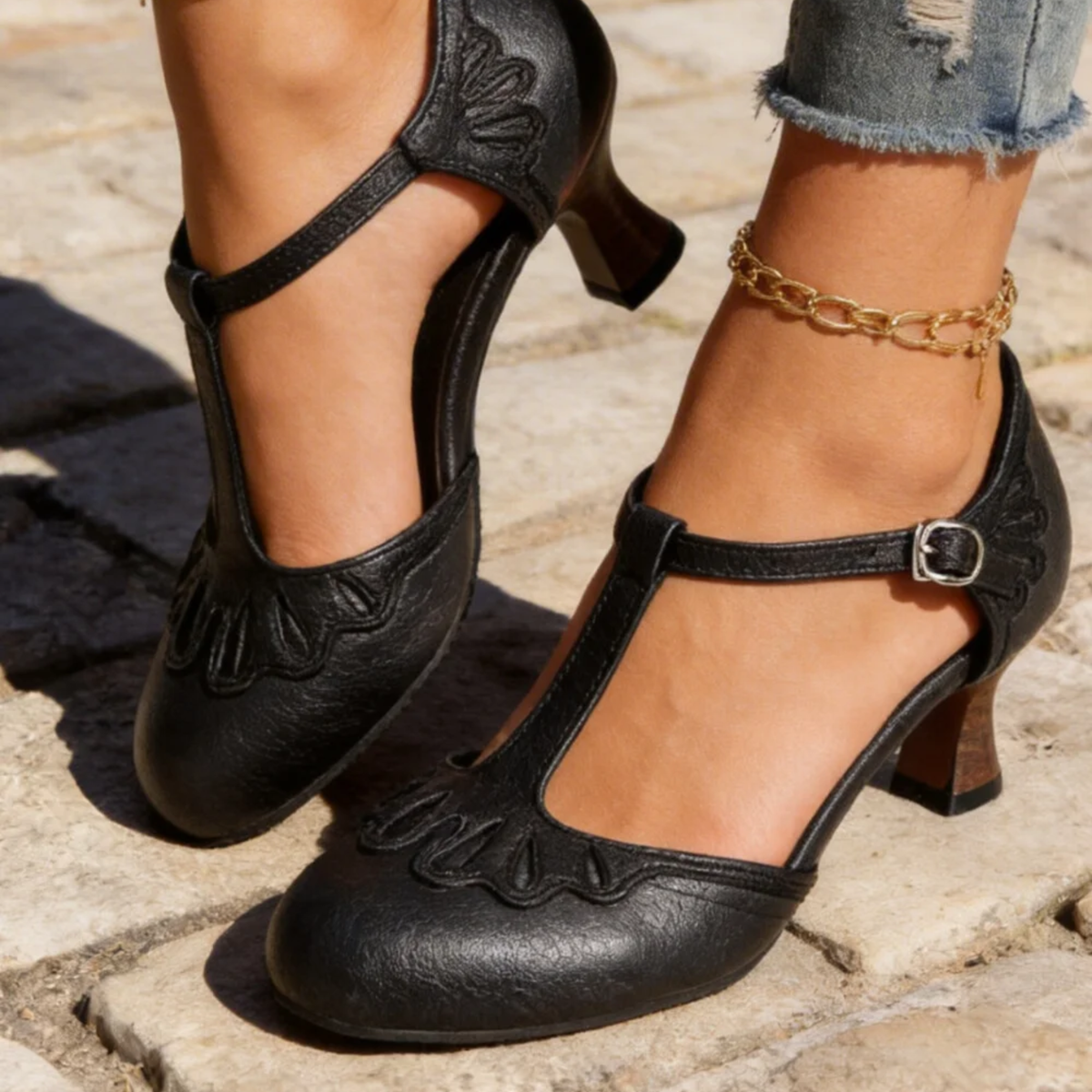 Women's Vintage T-bar Pumps With A Medium-height Block Heel – Classic Mary Jane-inspired Shoes For The Office, Everyday Wear, And Smart-casual Styles