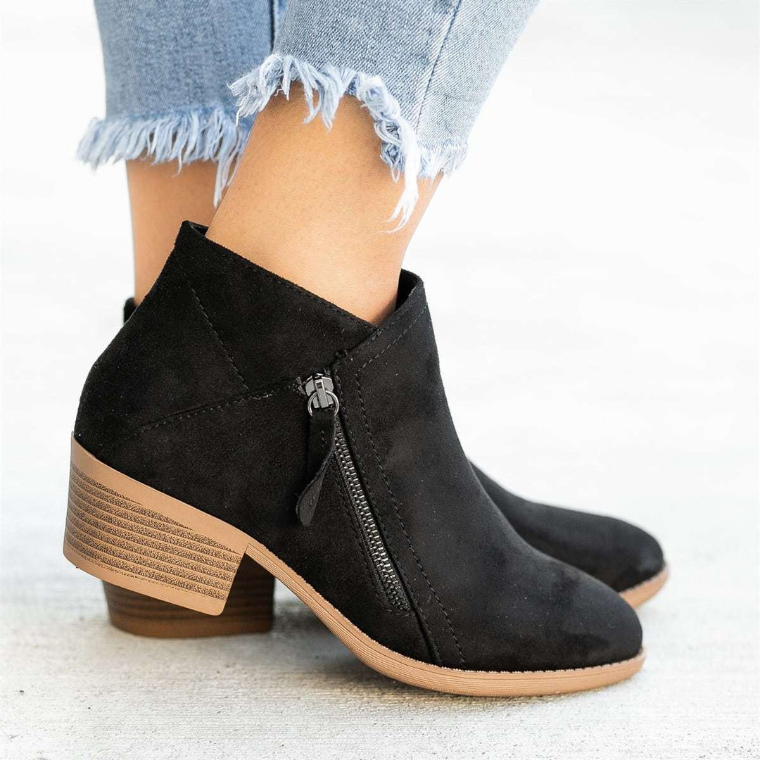 Ilaria - Orthopaedic Ankle Boots with Zip