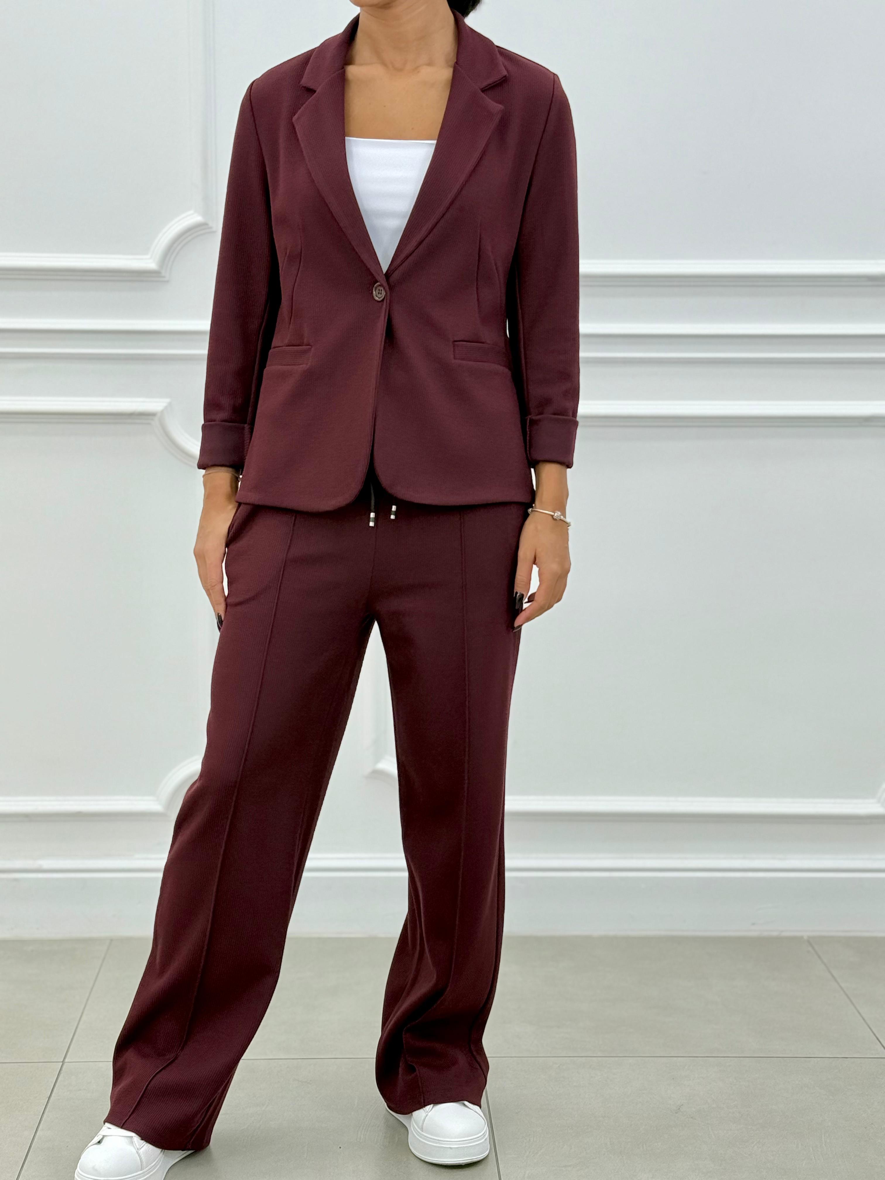 Neria - Coord-Set Ease