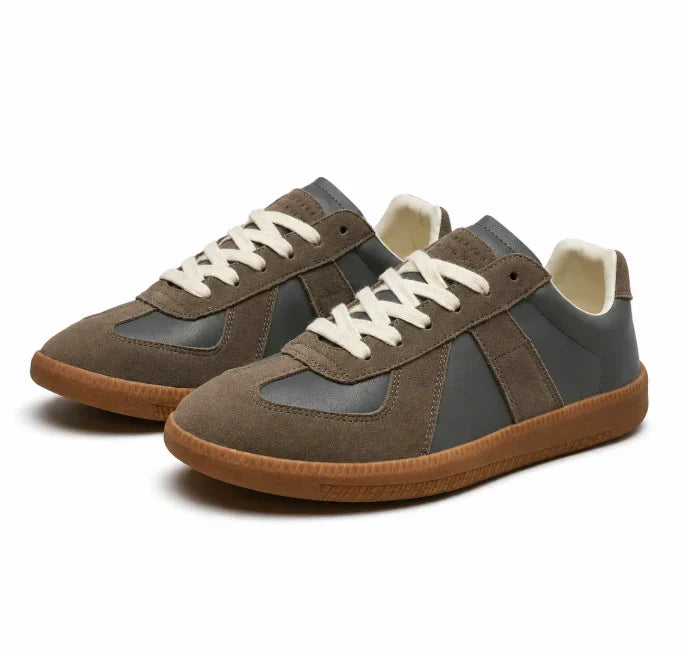 Men's Retro Sneakers With A Panel Design And Lace-up Closure – Classic Low-top Shoes For Everyday Wear, Leisure, And Casual Style