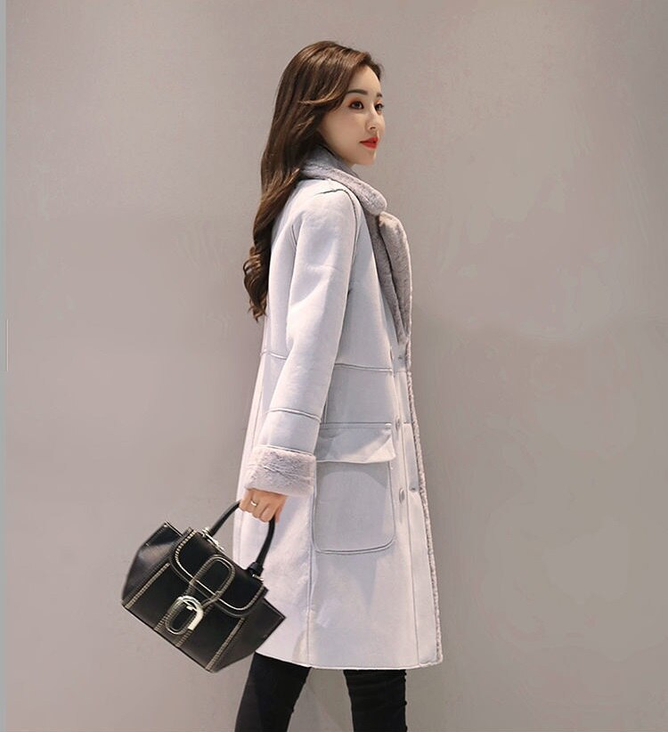 Dalia – Women's Coat in Thick Suede with Lapels