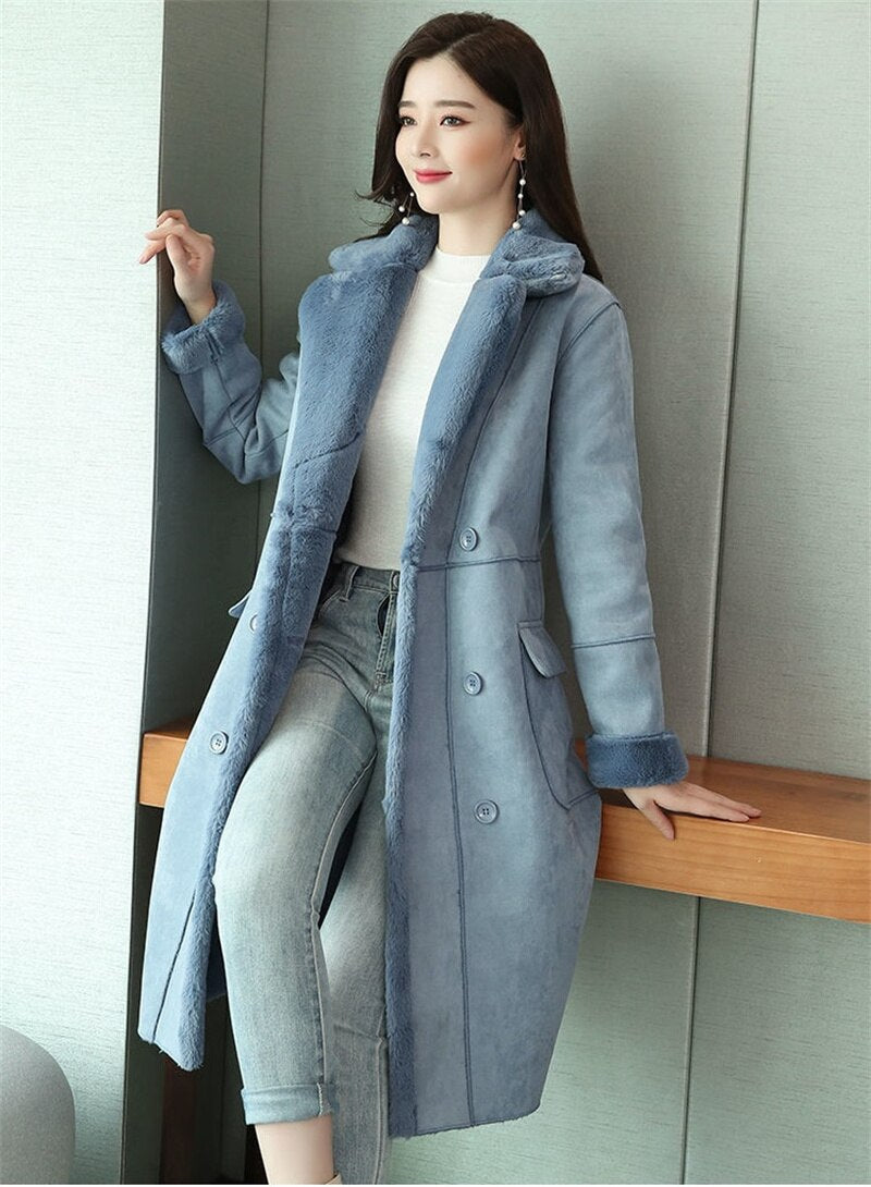 Dalia – Women's Coat in Thick Suede with Lapels