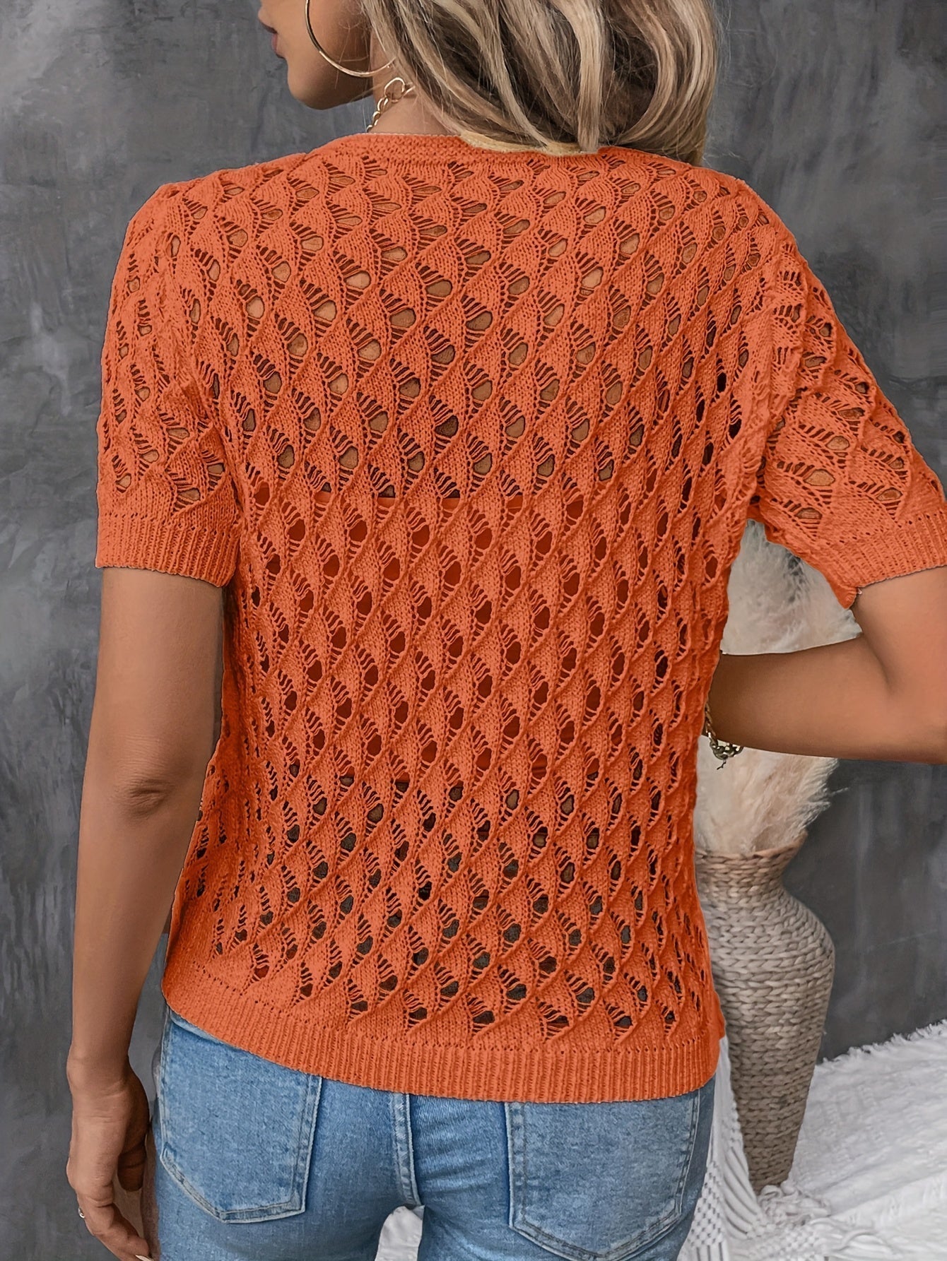 Amy™ Elegant Lace T-shirt with V-neck and Short Sleeves