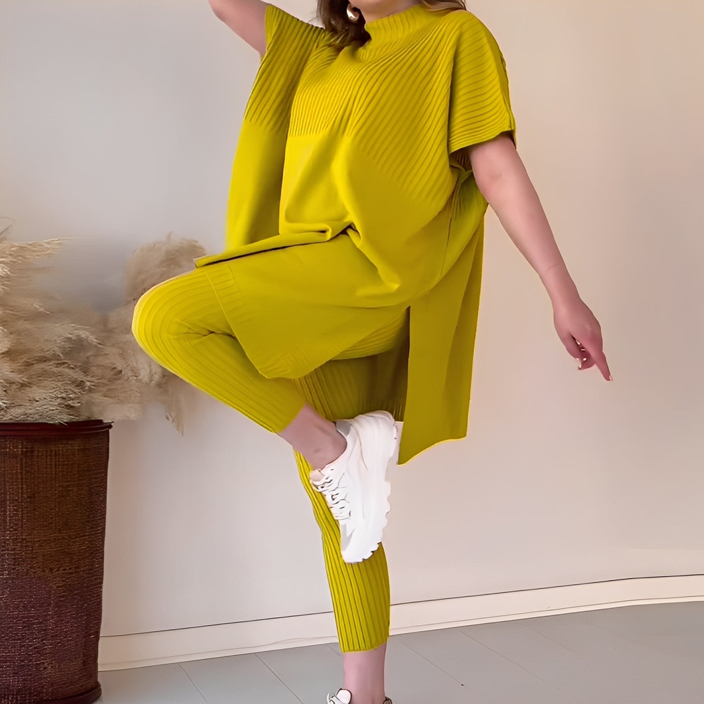 Vanessa – Casual Comfort Two-Piece Set for Women