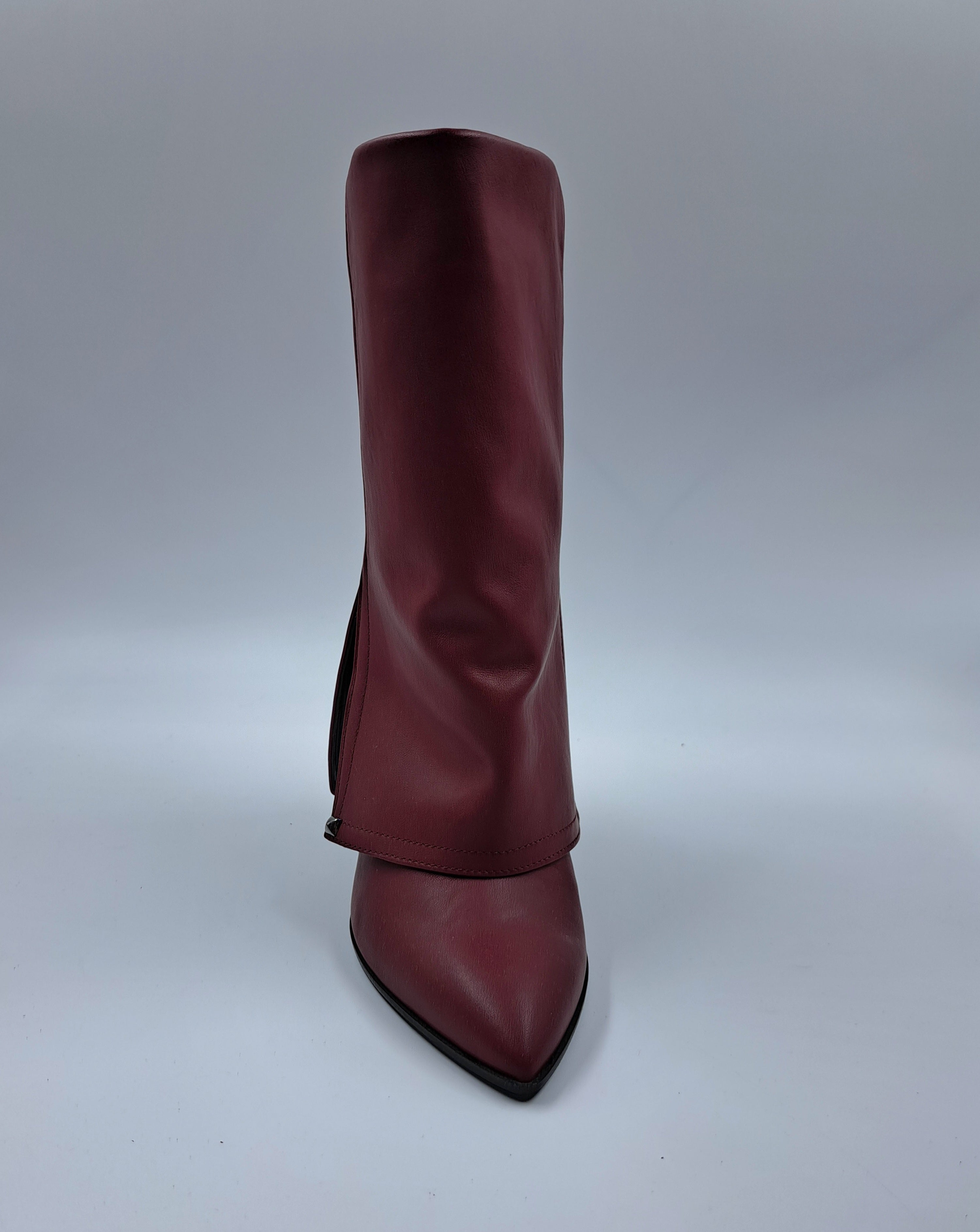 Francilla - Elegant women's boots in barolo colour