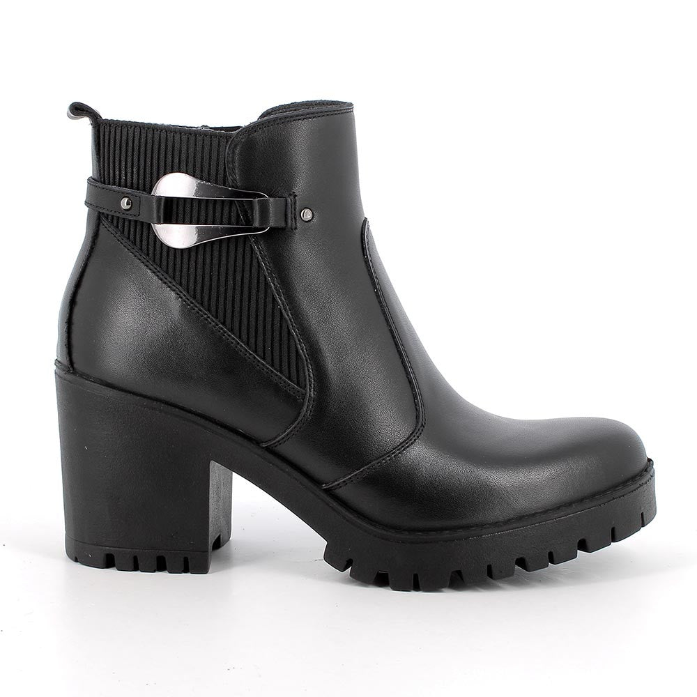 Fenja - Women's Ankle Boots with Side Elastic