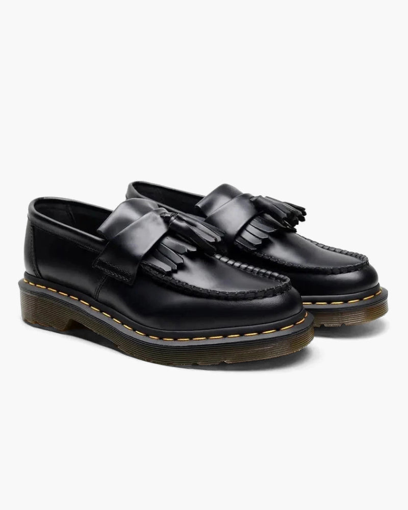 Men's Leather Loafers With Tassel Details And A Sturdy Sole—elegant Shoes For Everyday Wear And Smart-casual Outfits