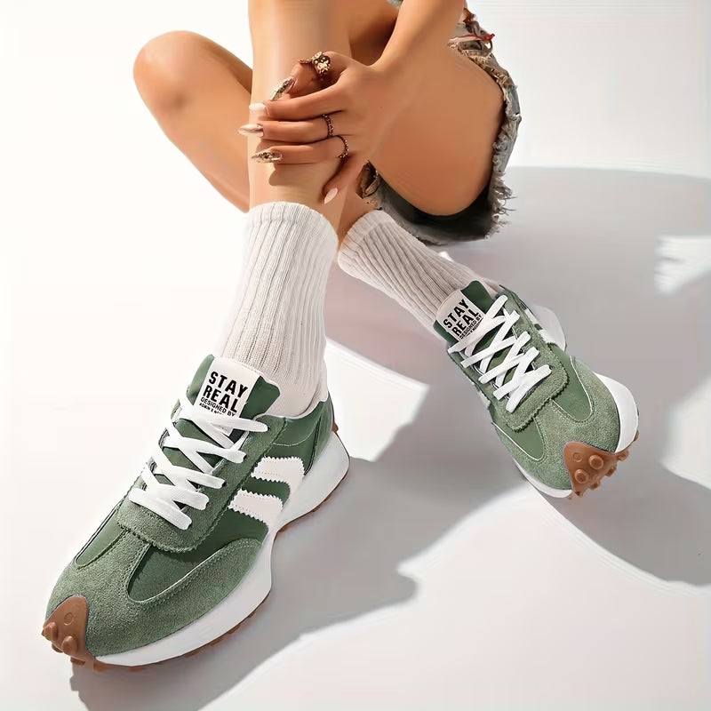 Women's Suede Platform Sneakers - Retro-inspired Running Trainers For Stylish Everyday Wear