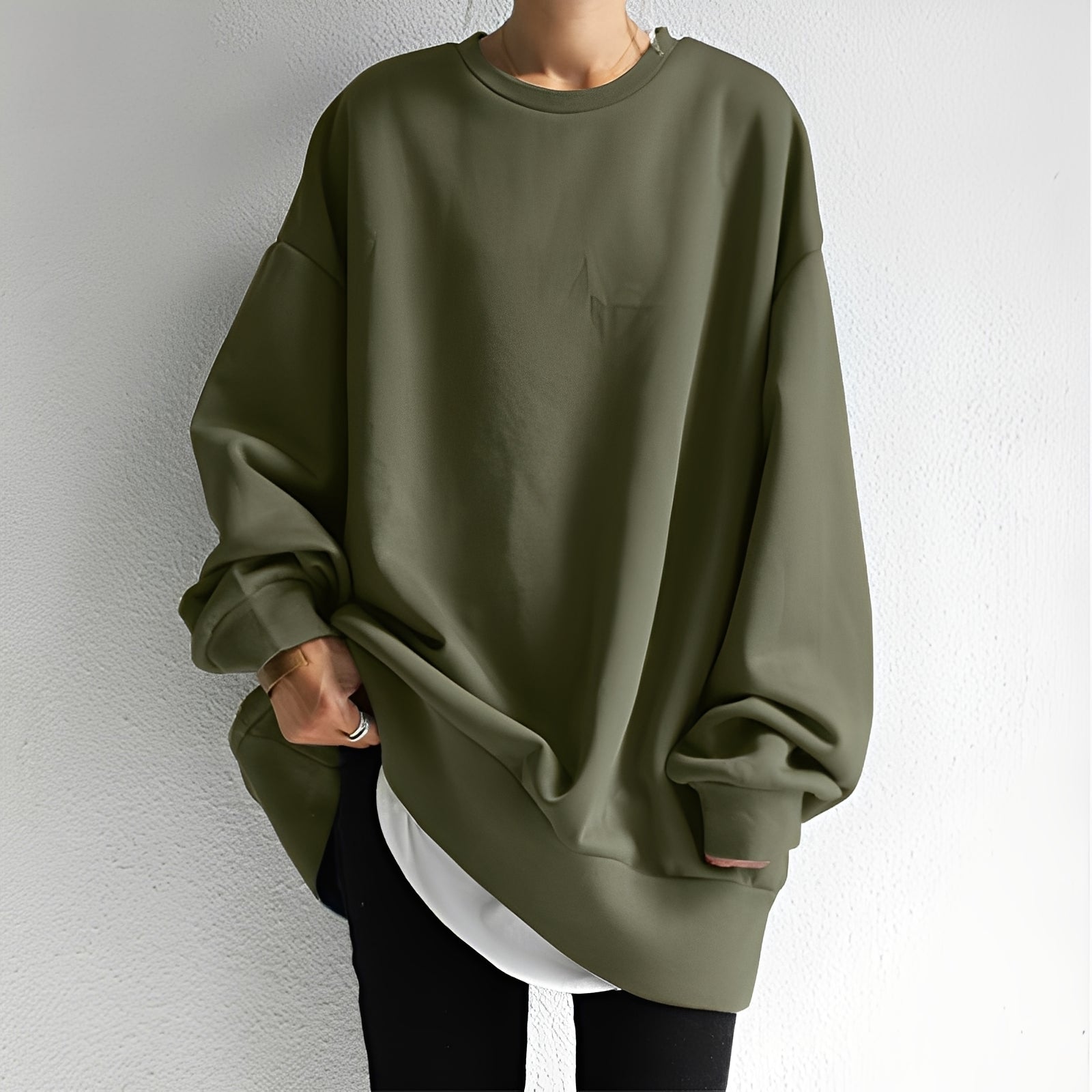 Lorena – Soft Pullover with Dropped Shoulders for a Casual Look