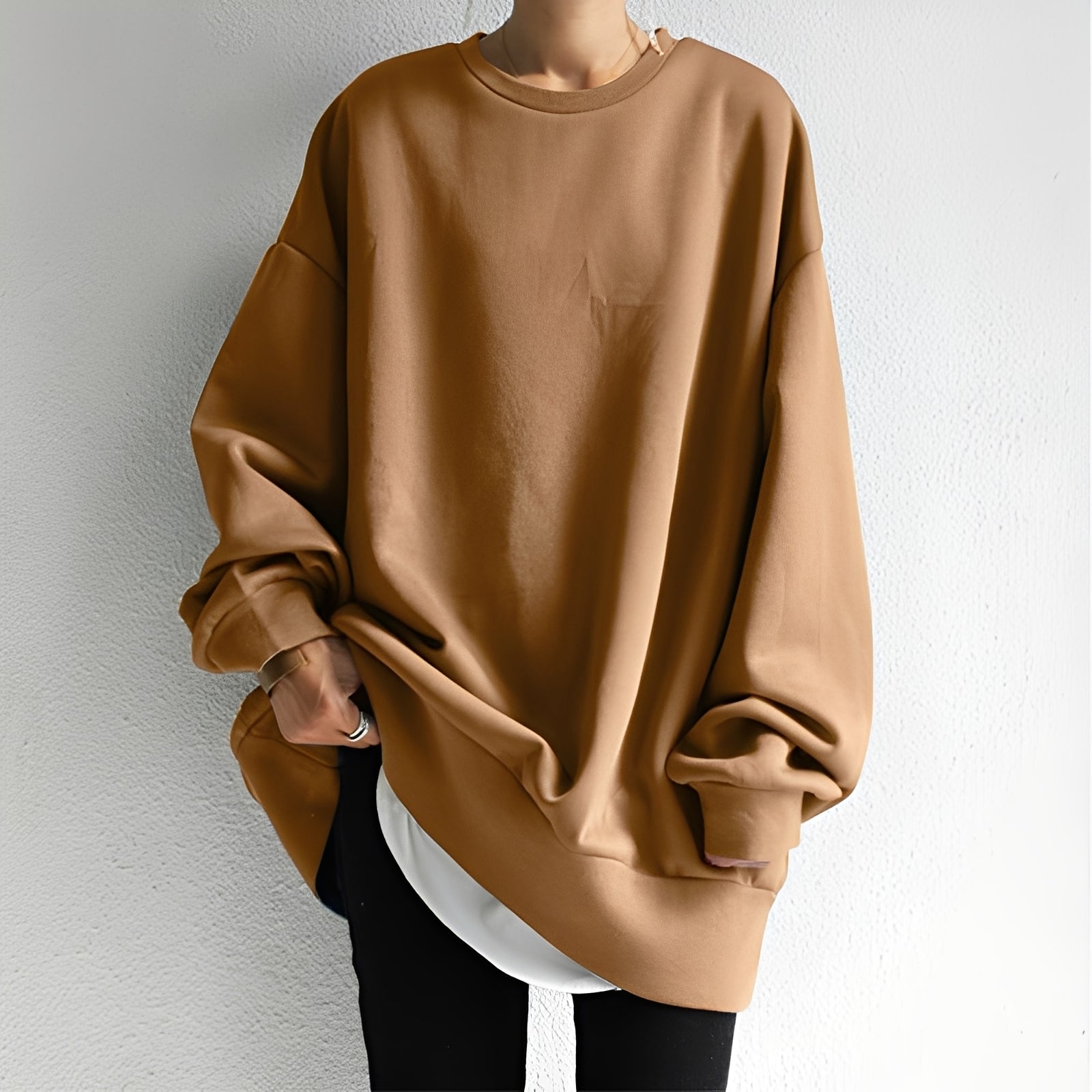 Lorena – Soft Pullover with Dropped Shoulders for a Casual Look
