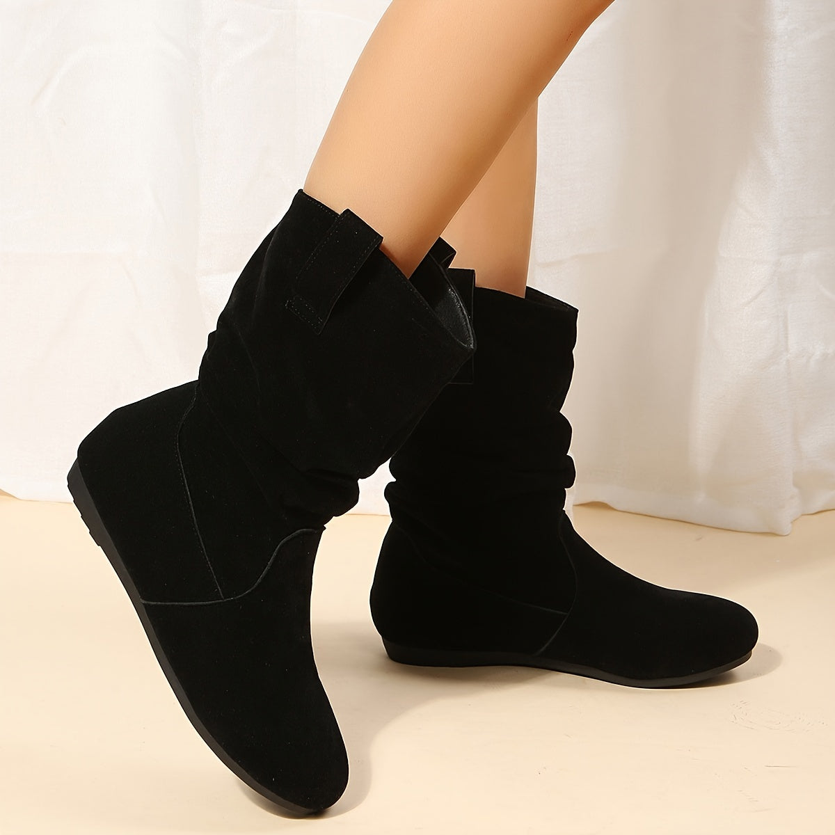 Eugenia - Warm and lined ankle boots in soft fabric