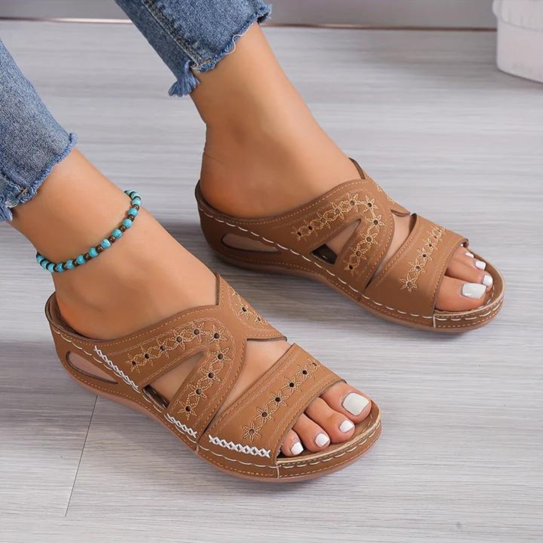 Elara | Women Comfortable Everyday Summer Sandals with Supportive Fit