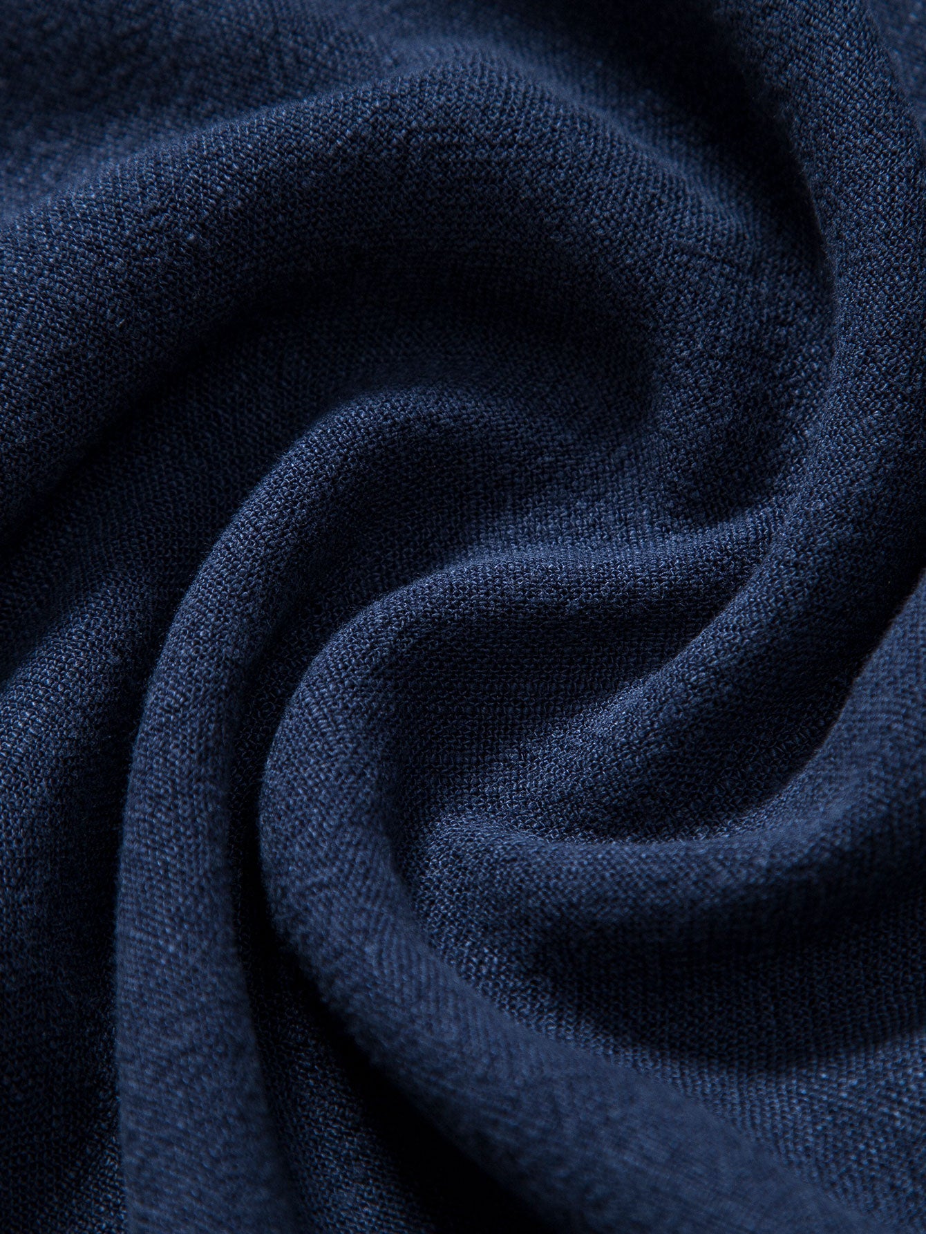 Evan | Shirt in linen and viscose blend with buttons and straight linen pants