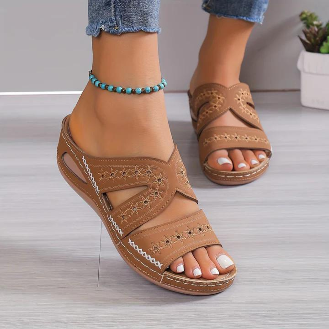Elara | Women Comfortable Everyday Summer Sandals with Supportive Fit