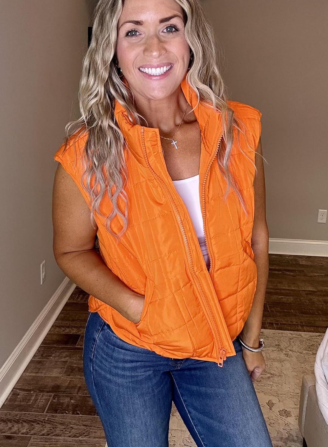 Pulentia – Women's Padded Gilet with Elegant Zip