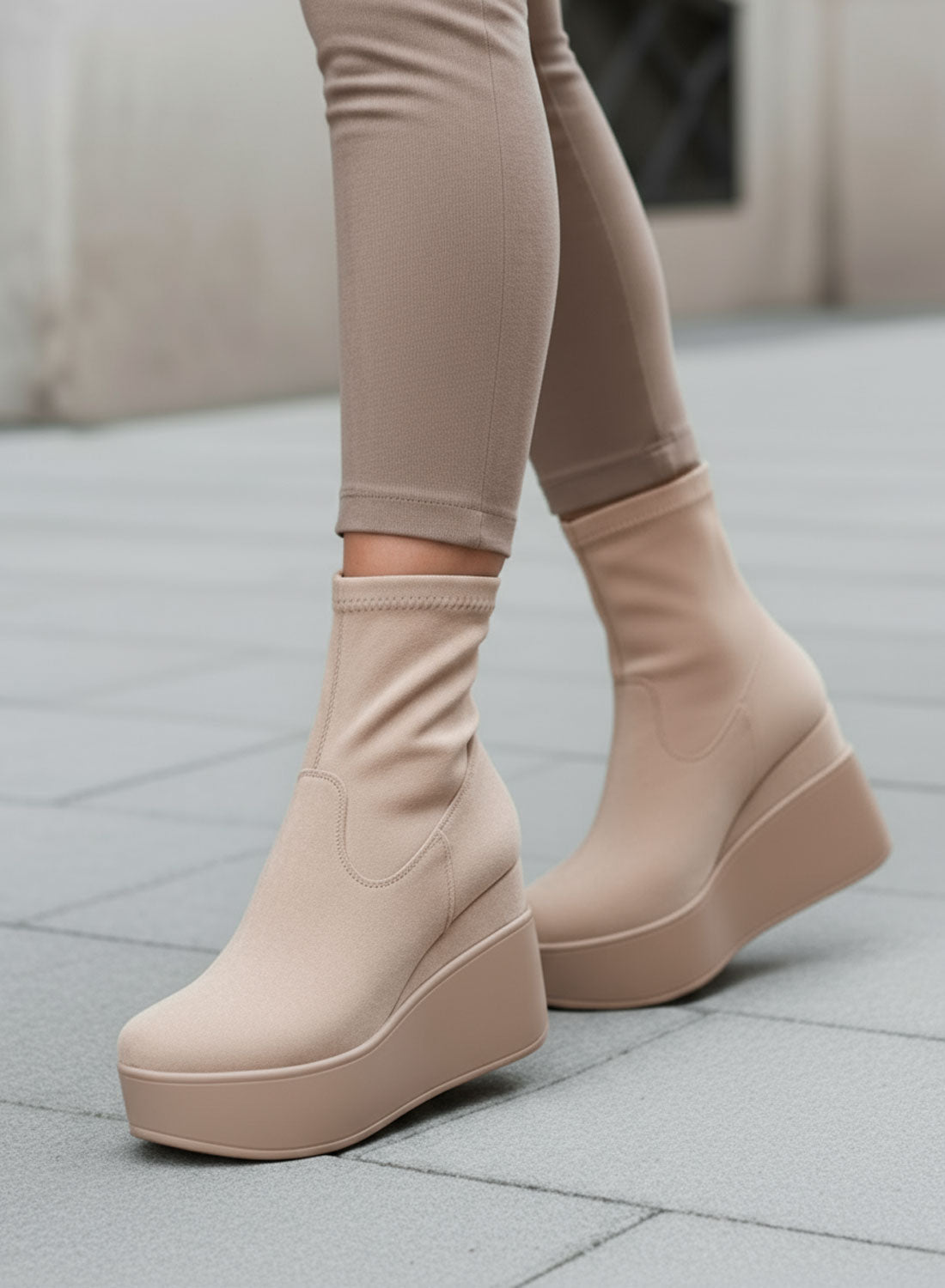 Isidora - Beige Suede Ankle Boots