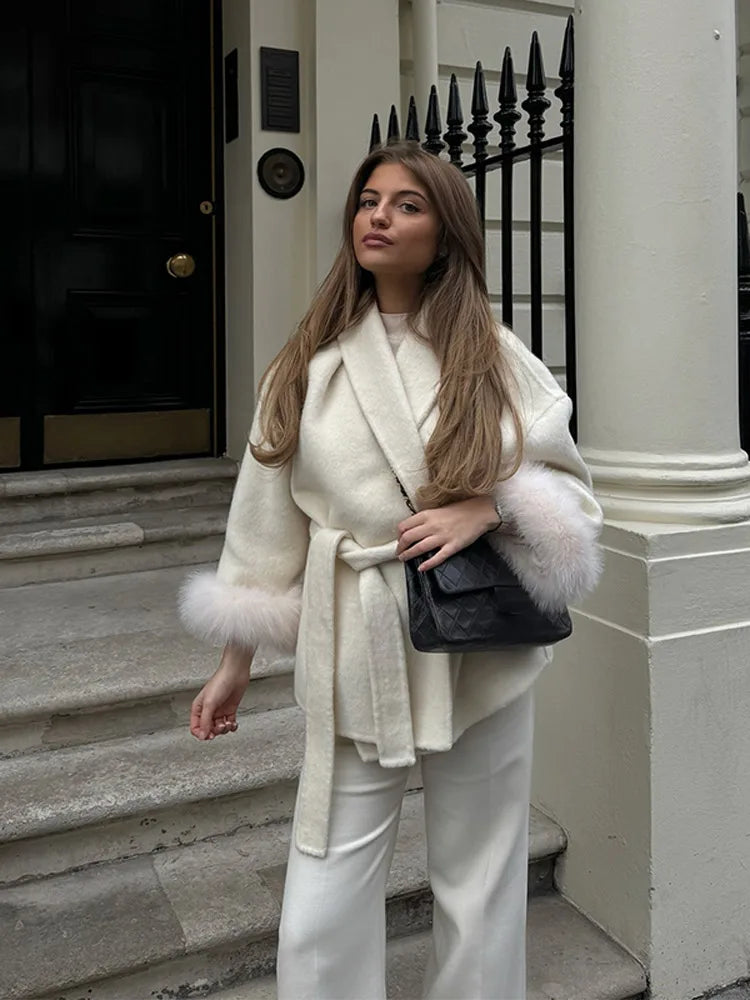 Antonia - Women's Tweed Coat with Belt and Faux Fur