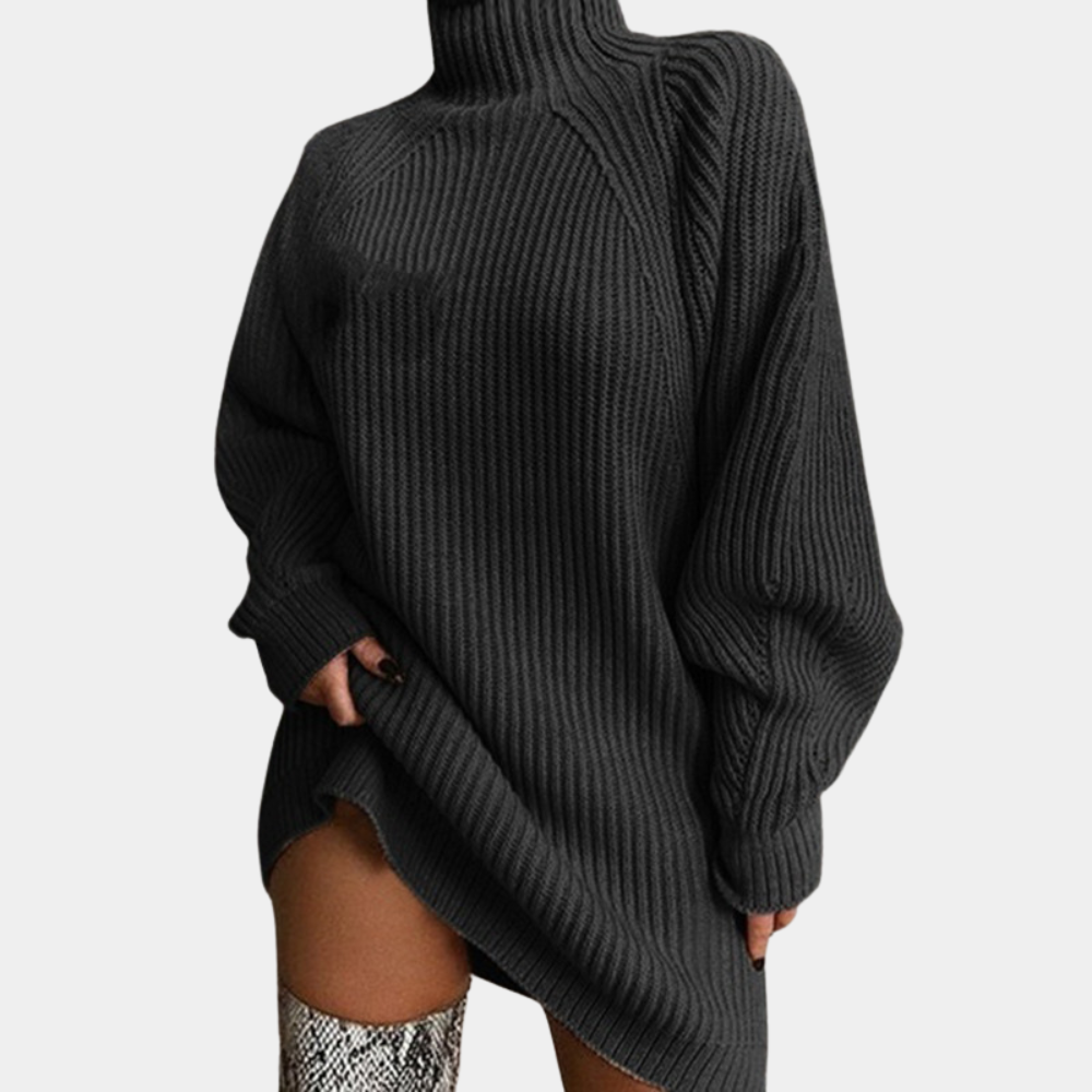 Nivia – Oversized Turtleneck Sweater, Warm and Chic