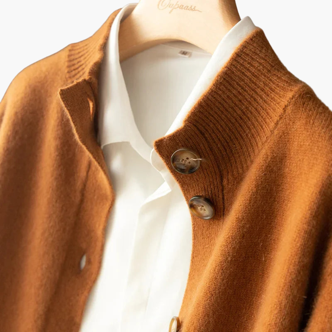 Hilda - Soft Women's Cardigan with Elegant Buttons