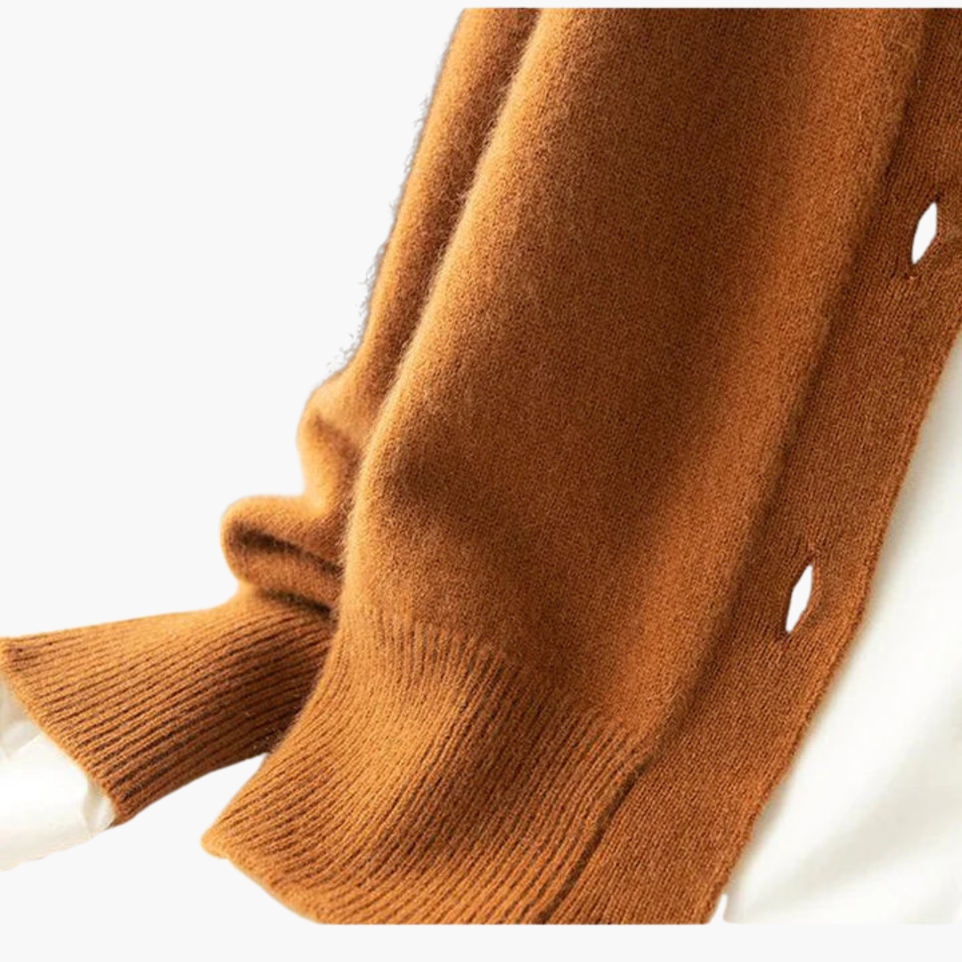 Hilda - Soft Women's Cardigan with Elegant Buttons