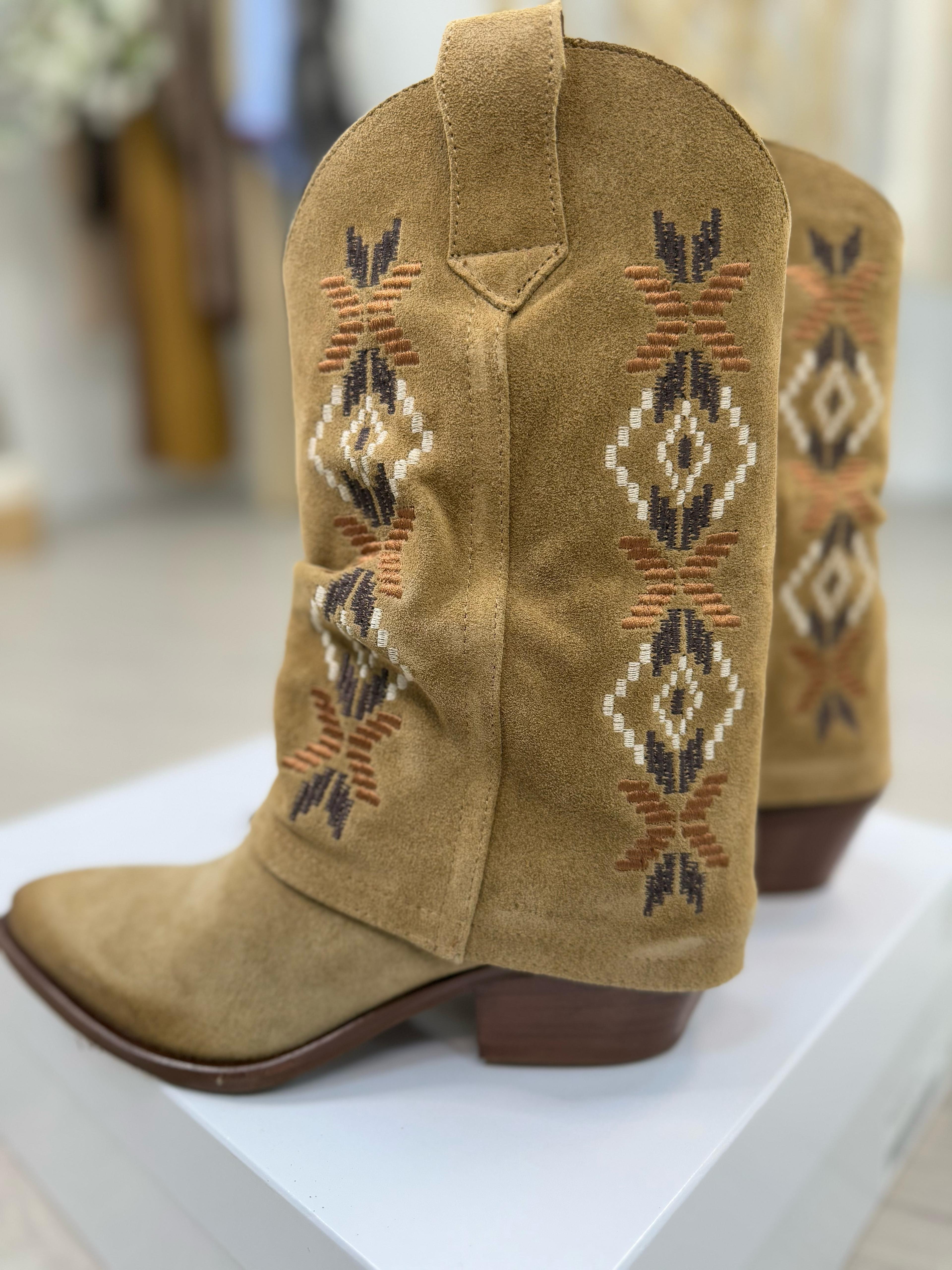 Giulina - Women's Cowboy Ankle Boots