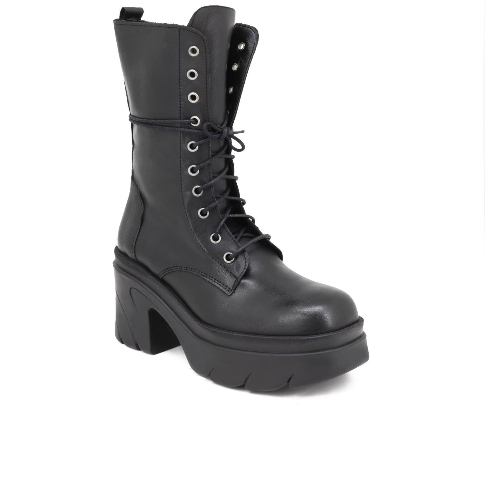 Luisa - Elegant Women's Boots with Modern Design